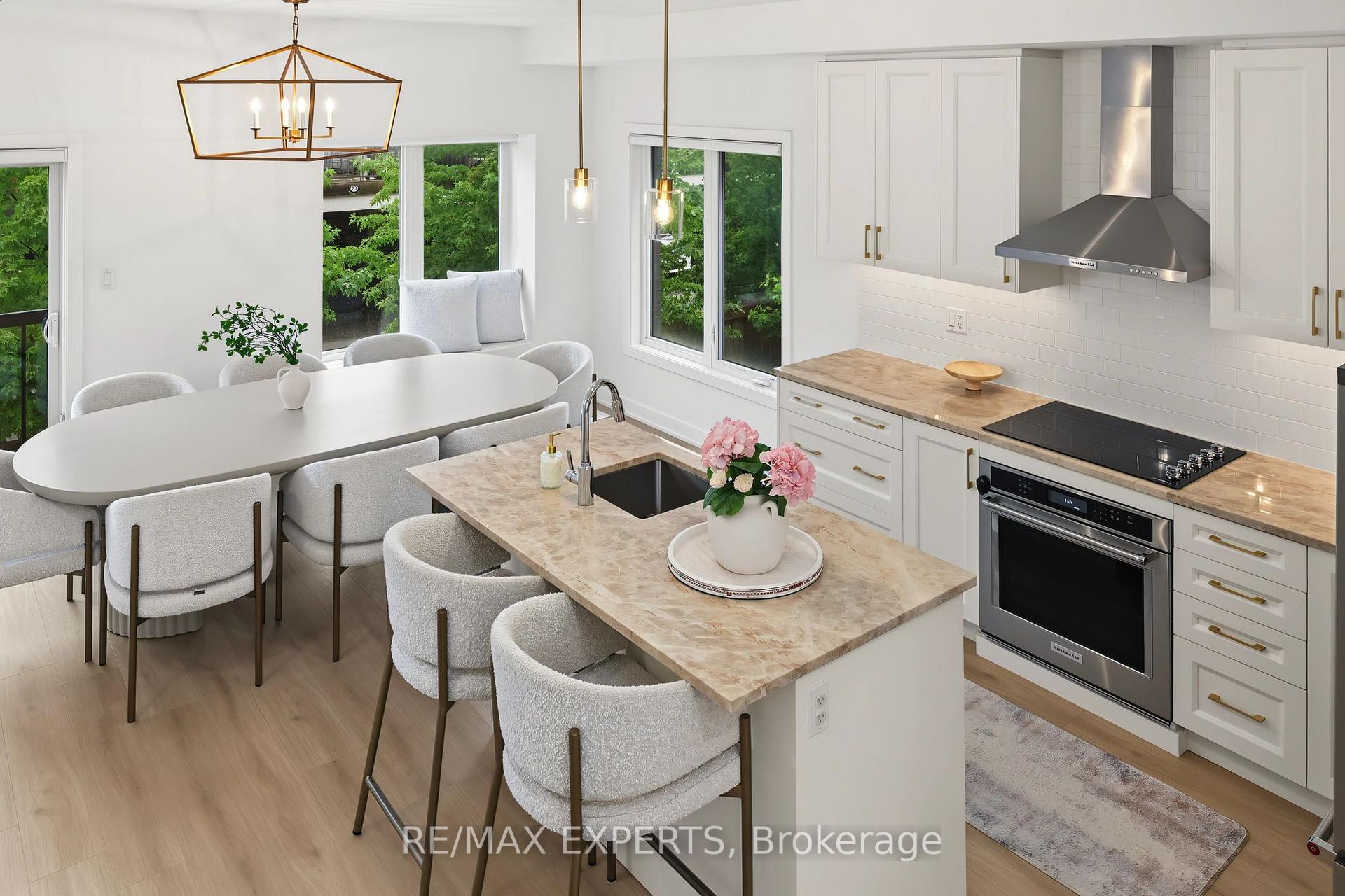 Photo 33 of 114 Covington Crescent, Whitchurch-Stouffville, Stouffville — HOMEH