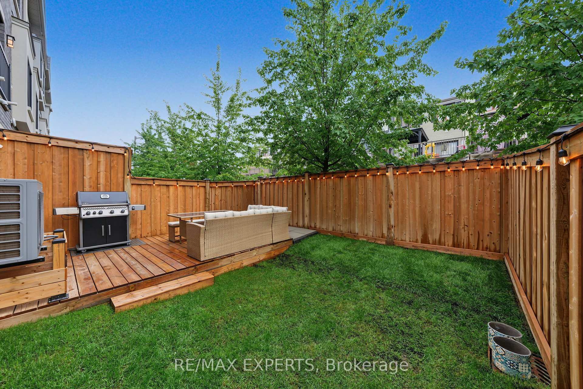 Photo 44 of 114 Covington Crescent, Whitchurch-Stouffville, Stouffville — HOMEH