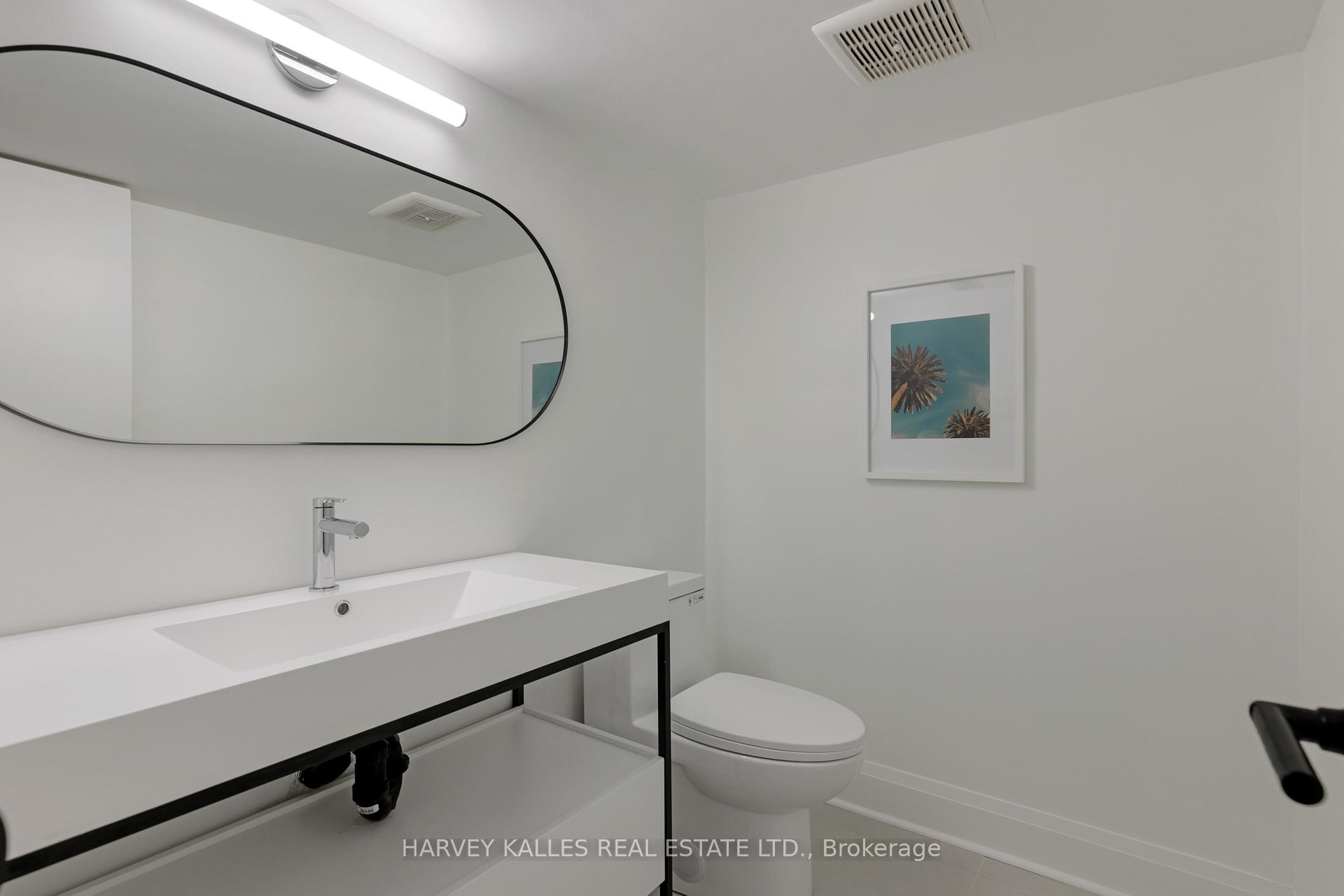 Photo 40 of 215 Edenbridge Drive, Etobicoke, Edenbridge-Humber Valley — HOMEH
