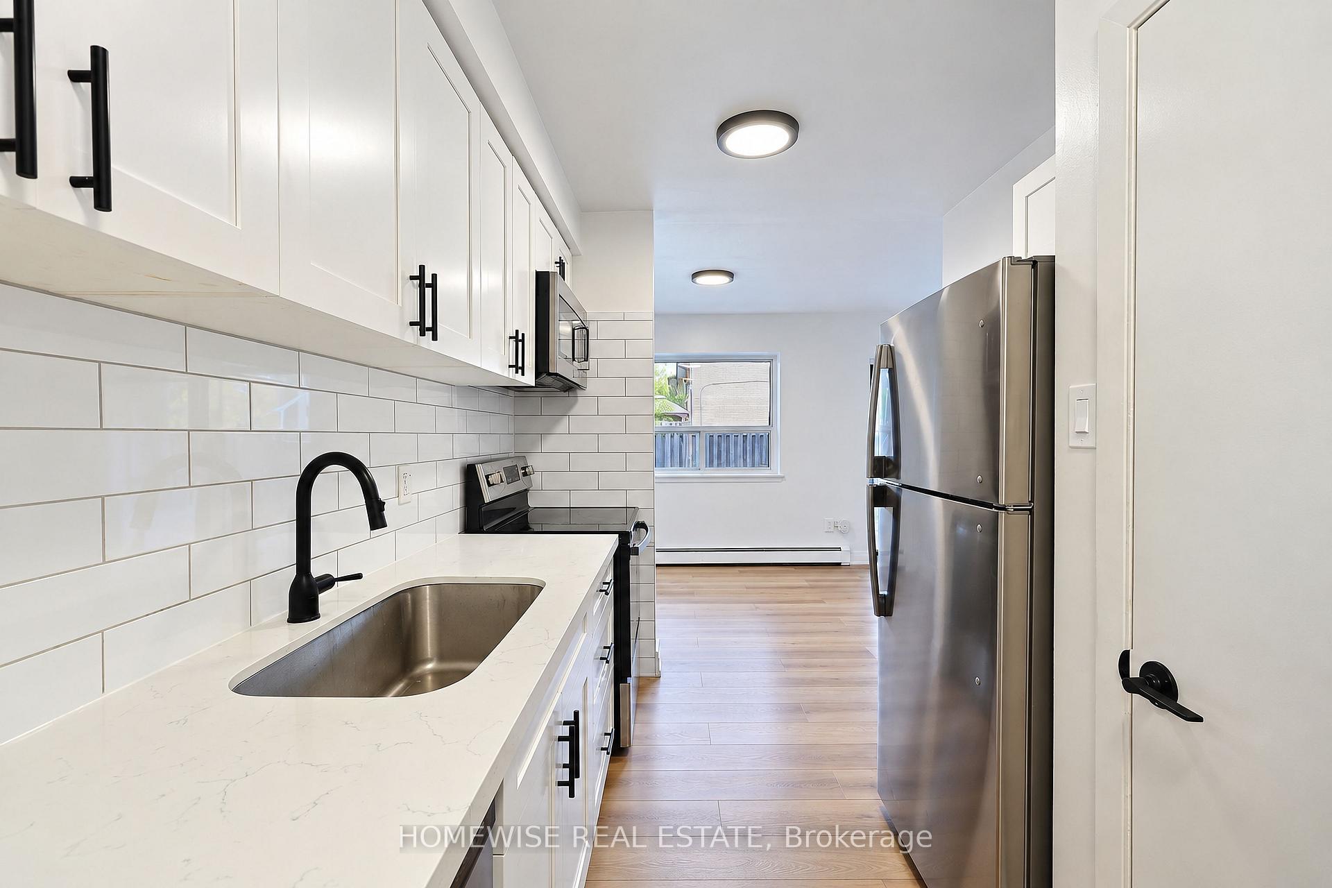 Photo 17 of Unit 8, 31 Sedgeley Drive, Etobicoke, Willowridge-Martingrove-Richview — HOMEH