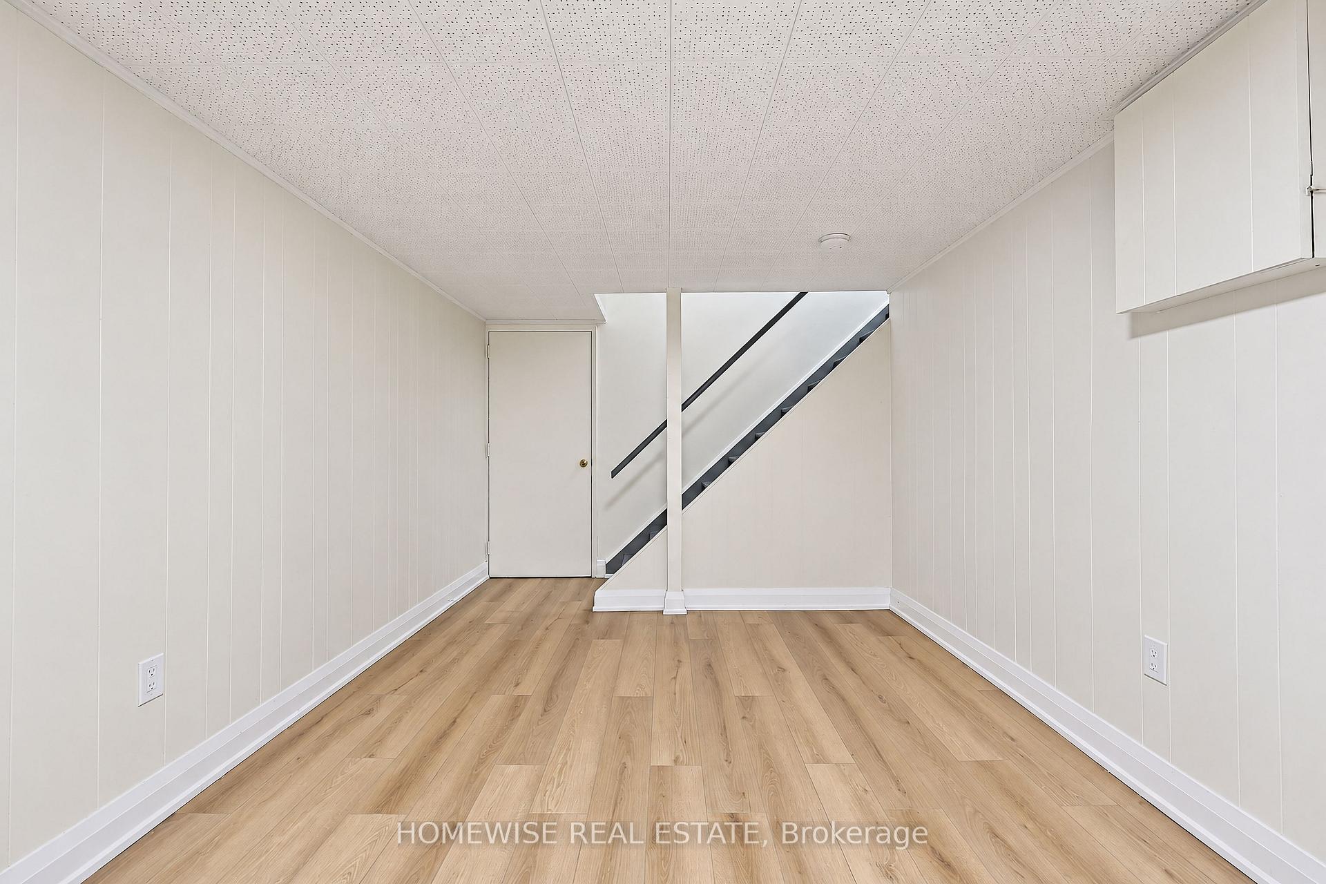 Photo 28 of Unit 8, 31 Sedgeley Drive, Etobicoke, Willowridge-Martingrove-Richview — HOMEH