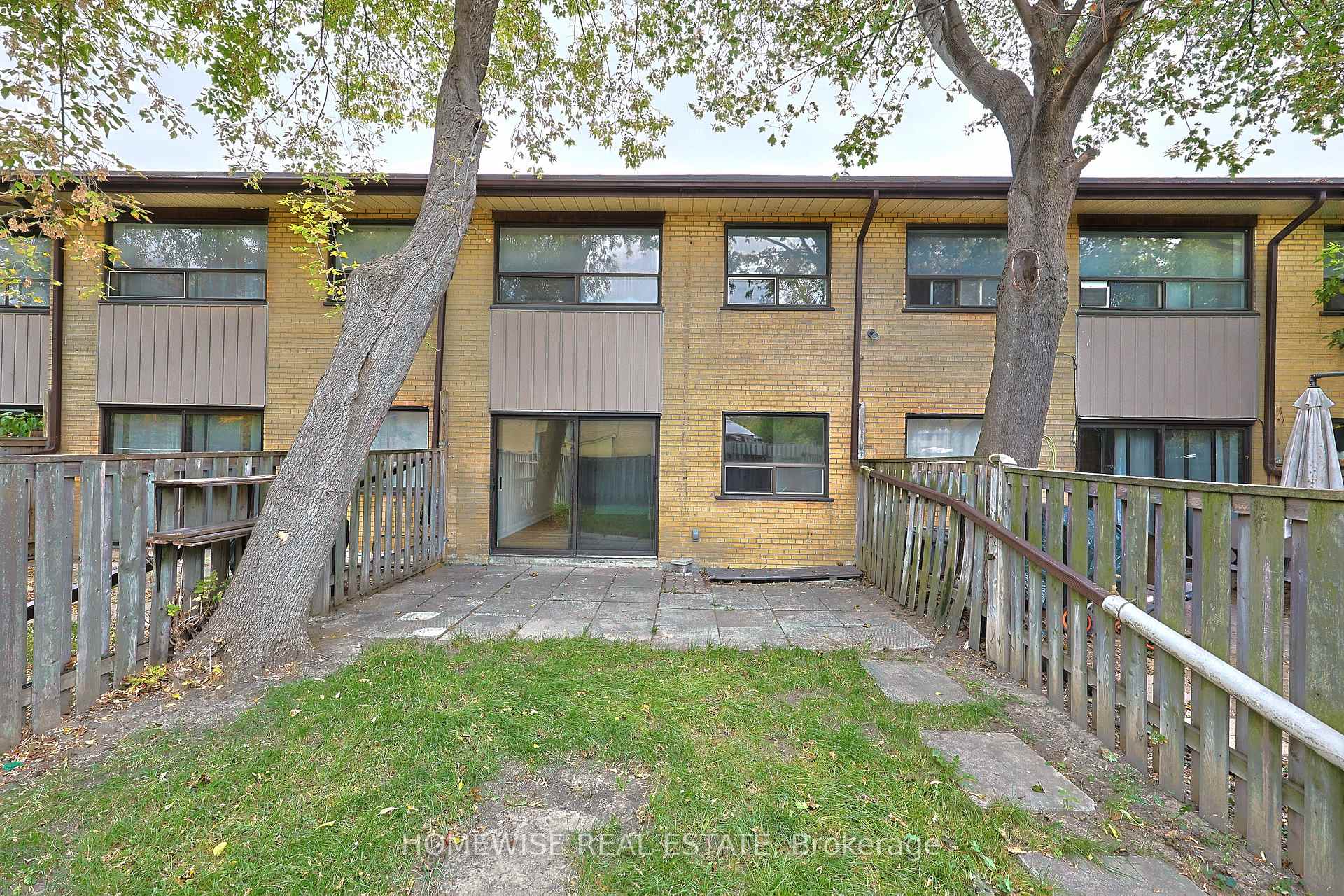 Photo 34 of Unit 8, 31 Sedgeley Drive, Etobicoke, Willowridge-Martingrove-Richview — HOMEH