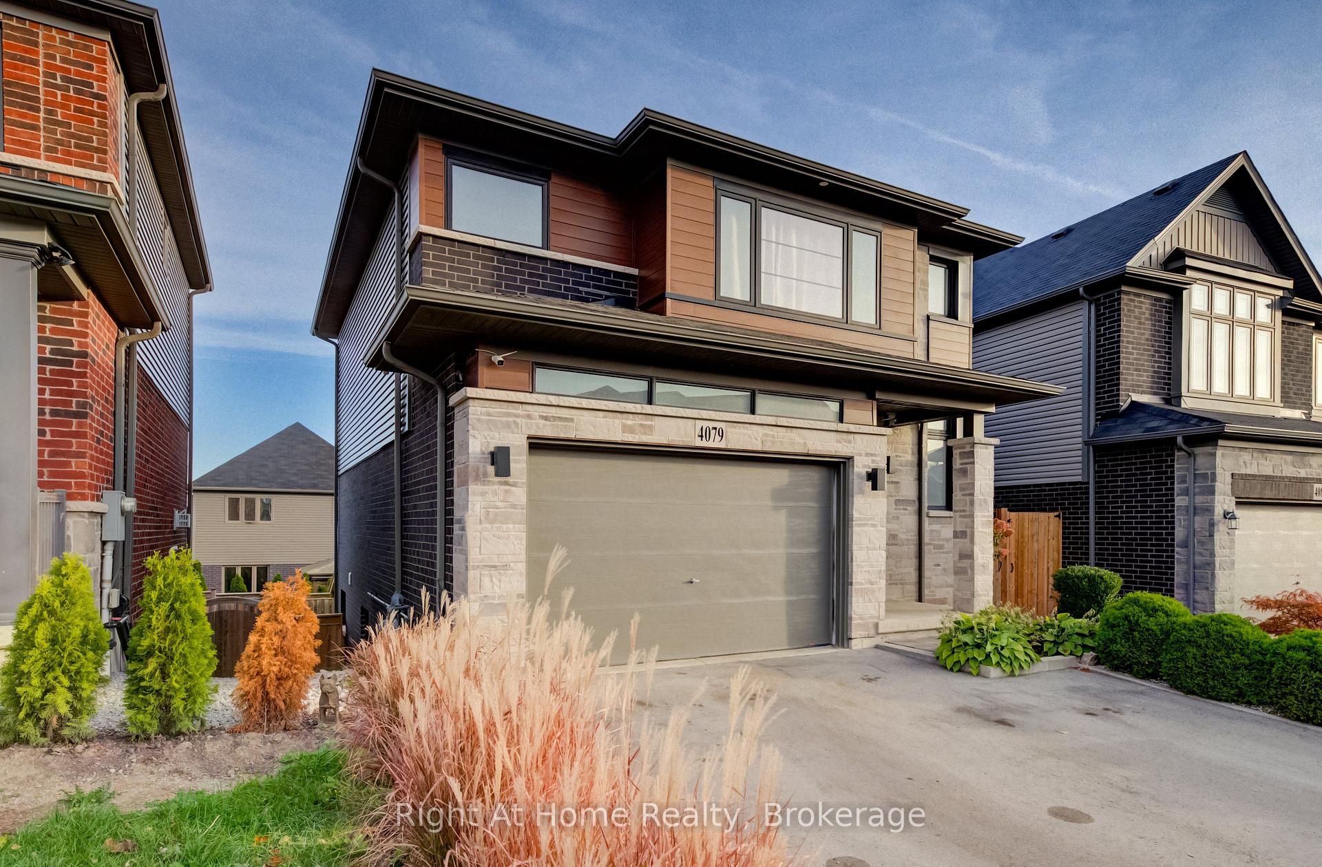 Photo 3 of 4079 Thomas Street N, Lincoln, Beamsville — HOMEH