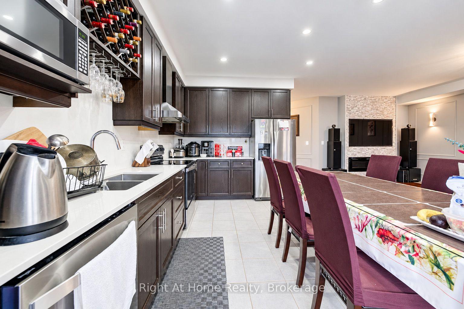 Photo 15 of 4079 Thomas Street N, Lincoln, Beamsville — HOMEH
