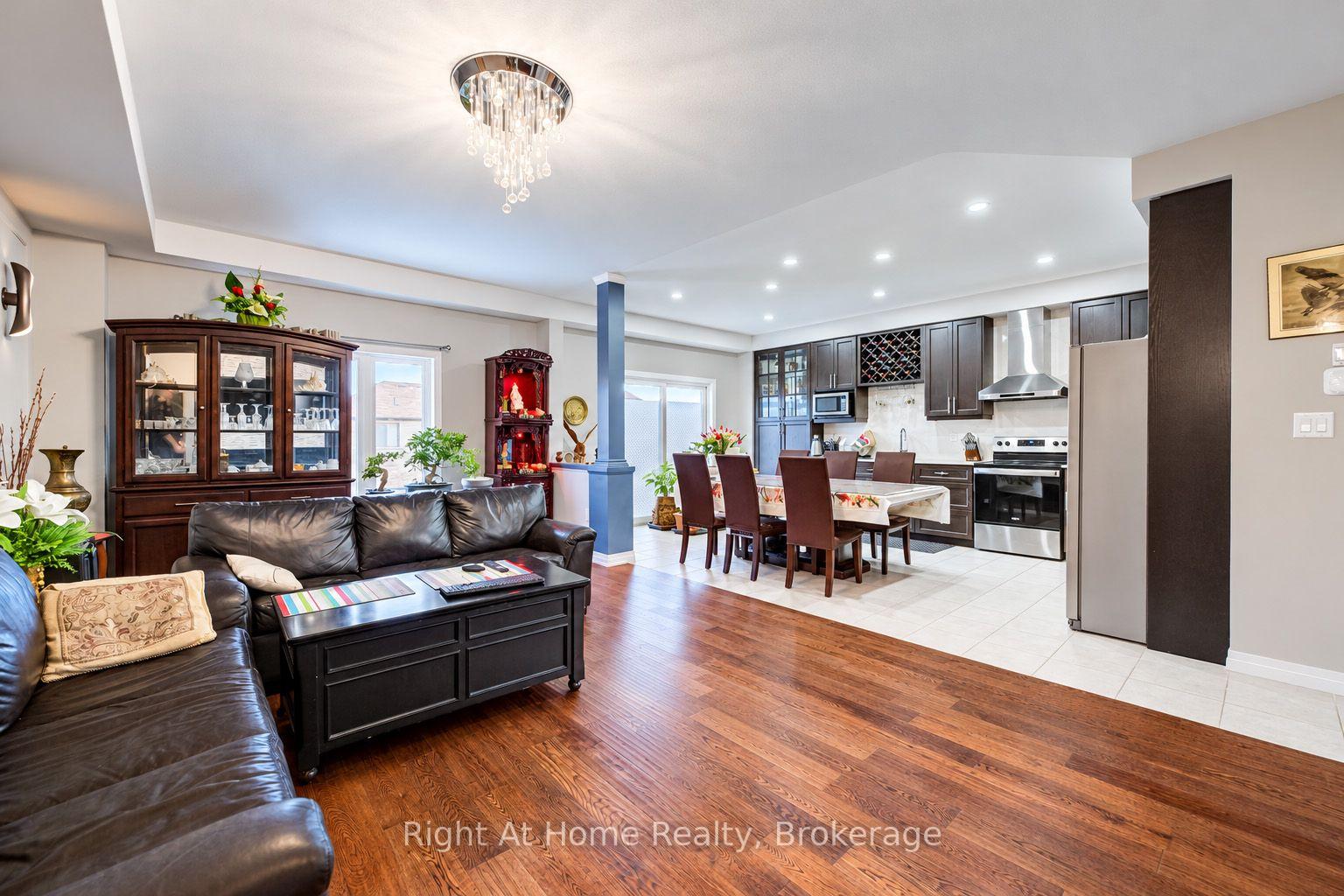 Photo 18 of 4079 Thomas Street N, Lincoln, Beamsville — HOMEH