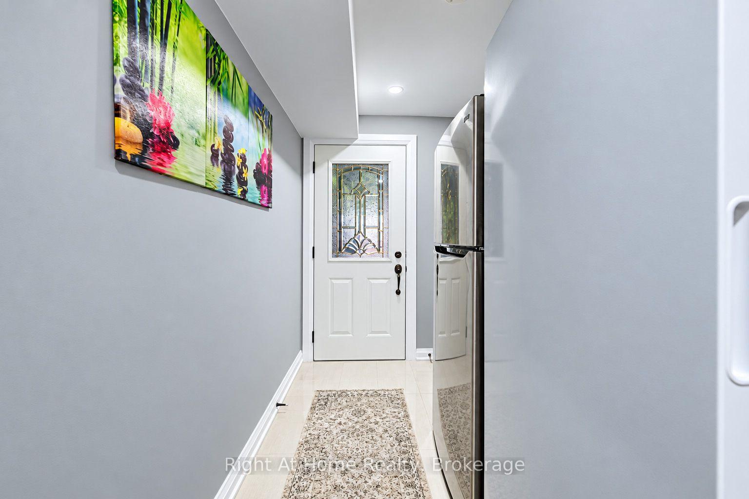 Photo 29 of 4079 Thomas Street N, Lincoln, Beamsville — HOMEH