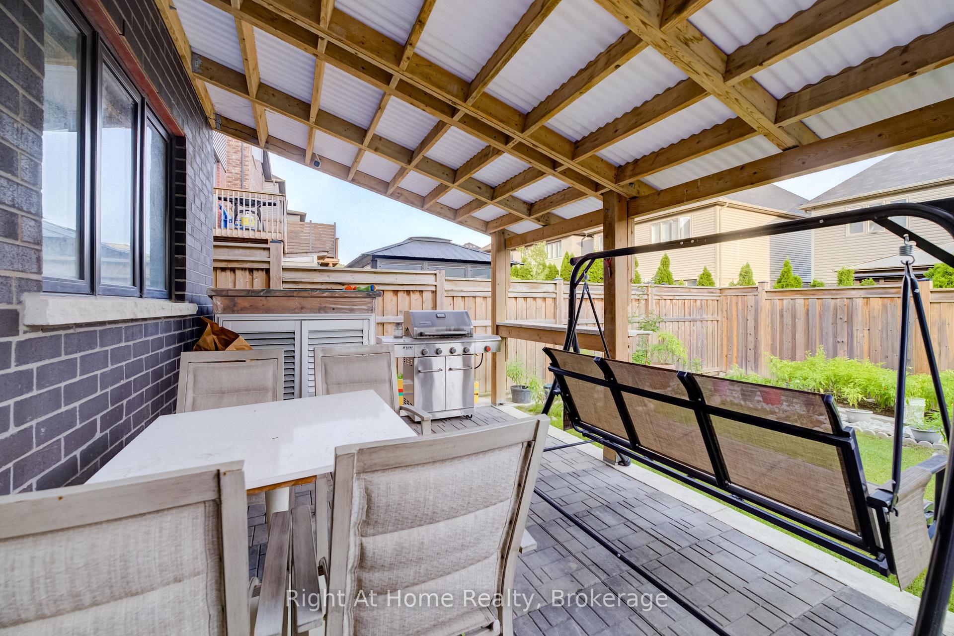 Photo 40 of 4079 Thomas Street N, Lincoln, Beamsville — HOMEH
