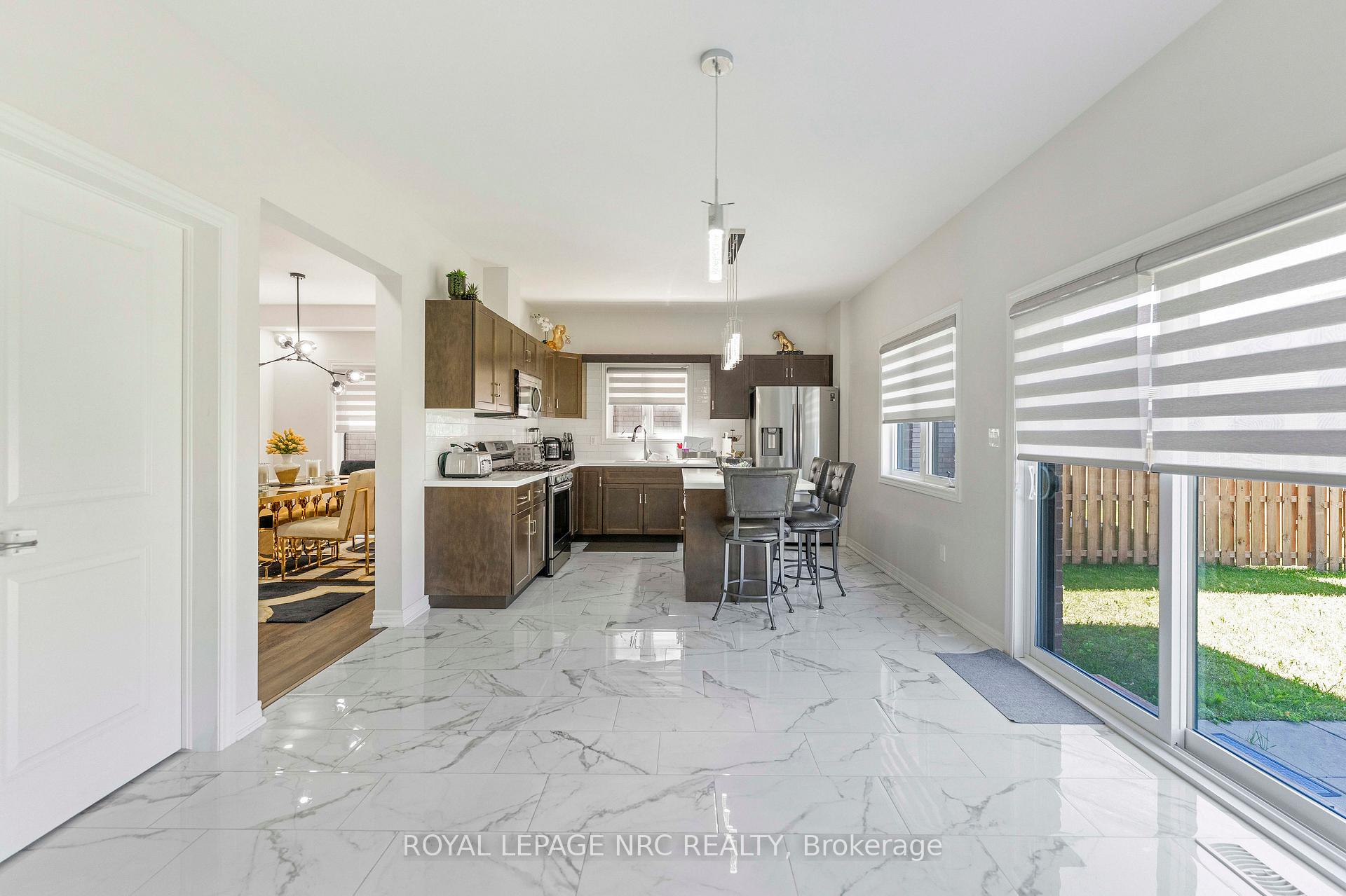 Photo 15 of 12 Swan Avenue, Pelham, Fonthill — HOMEH