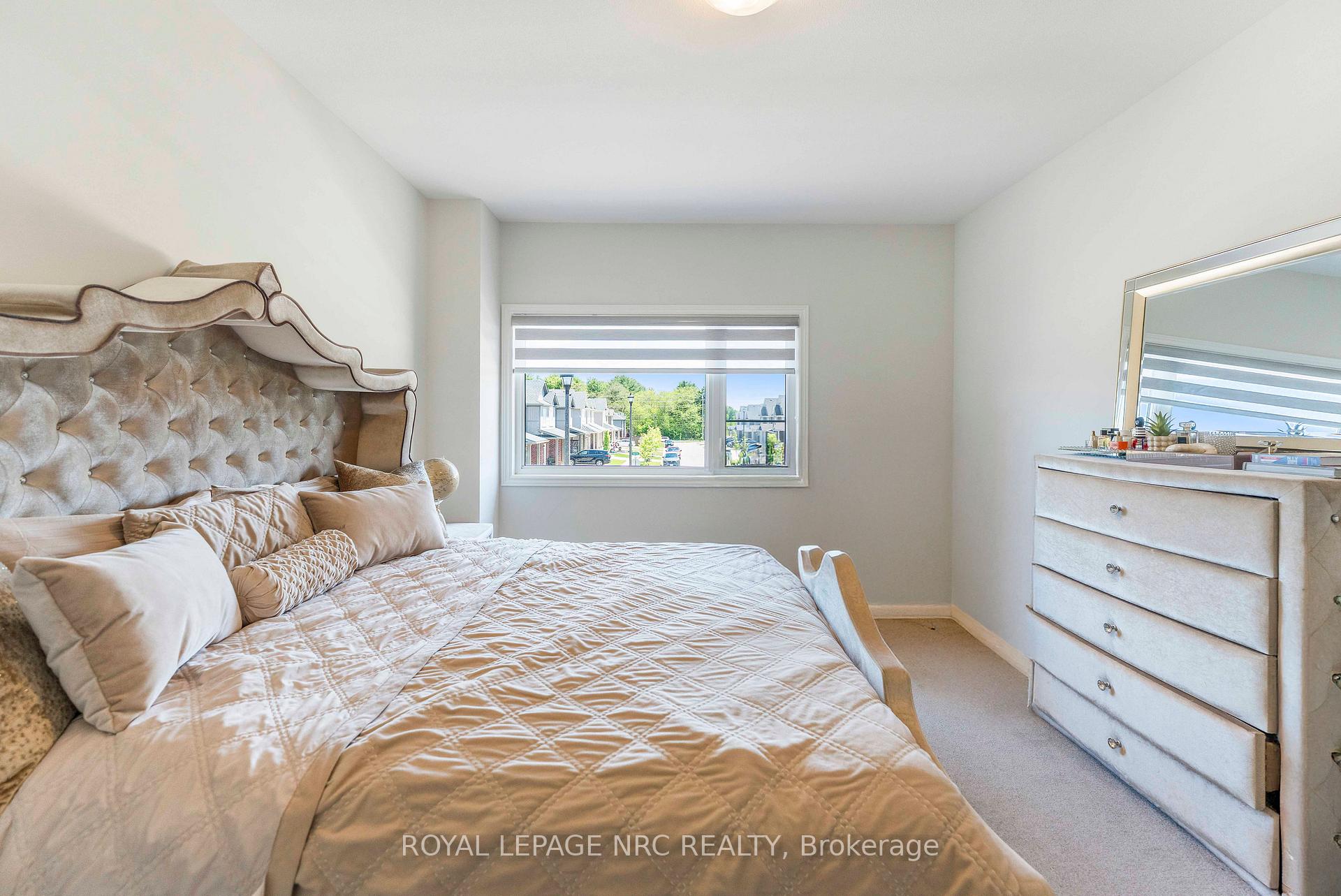 Photo 24 of 12 Swan Avenue, Pelham, Fonthill — HOMEH
