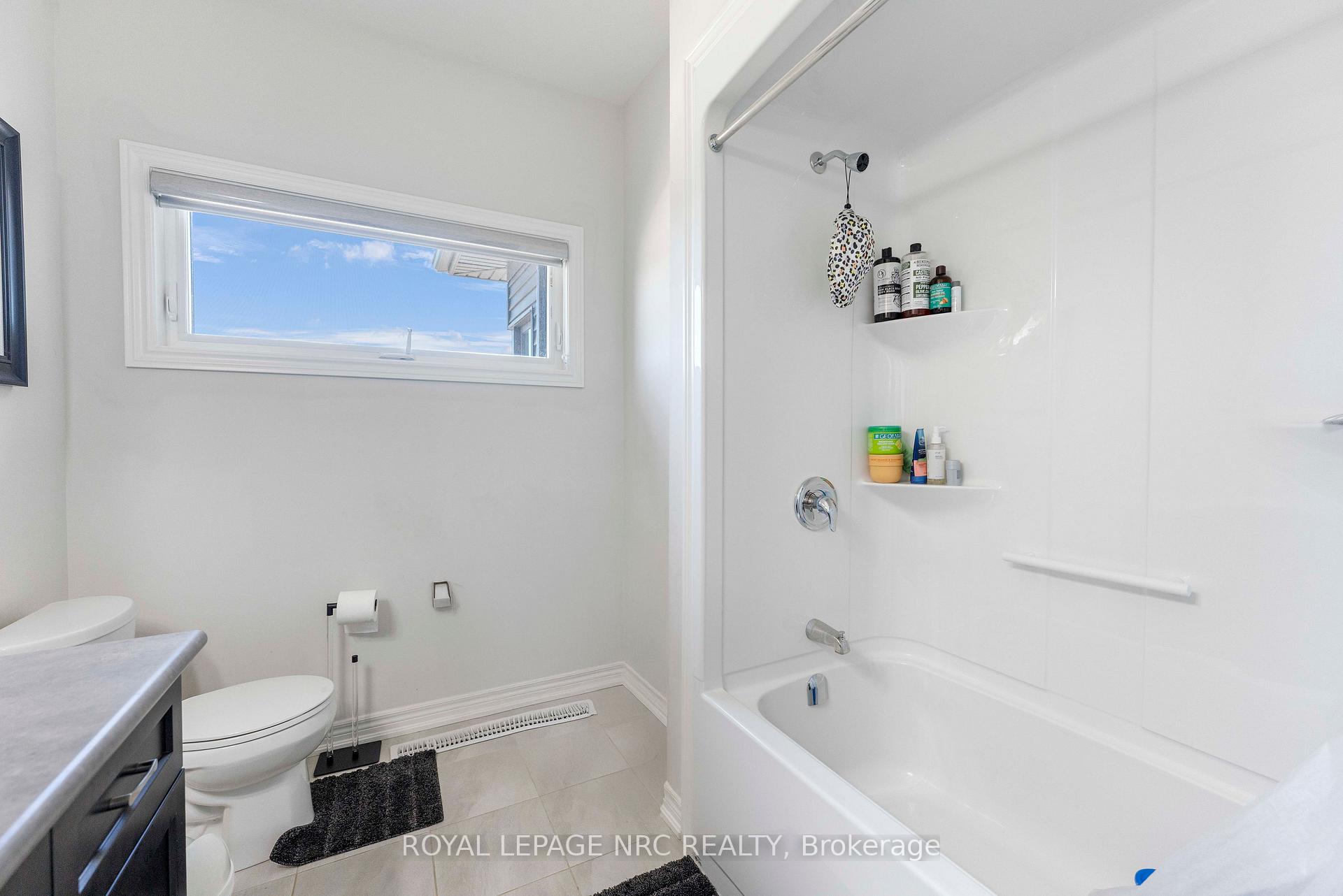 Photo 35 of 12 Swan Avenue, Pelham, Fonthill — HOMEH