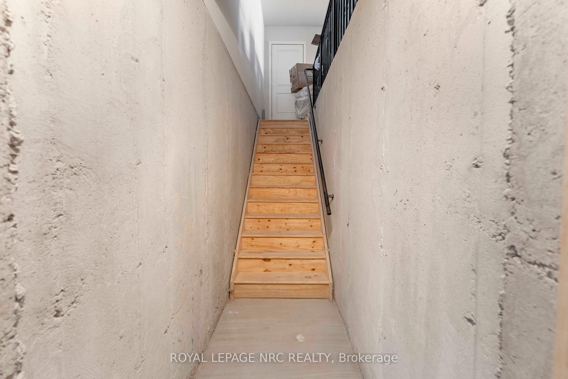 Photo 44 of 12 Swan Avenue, Pelham, Fonthill — HOMEH
