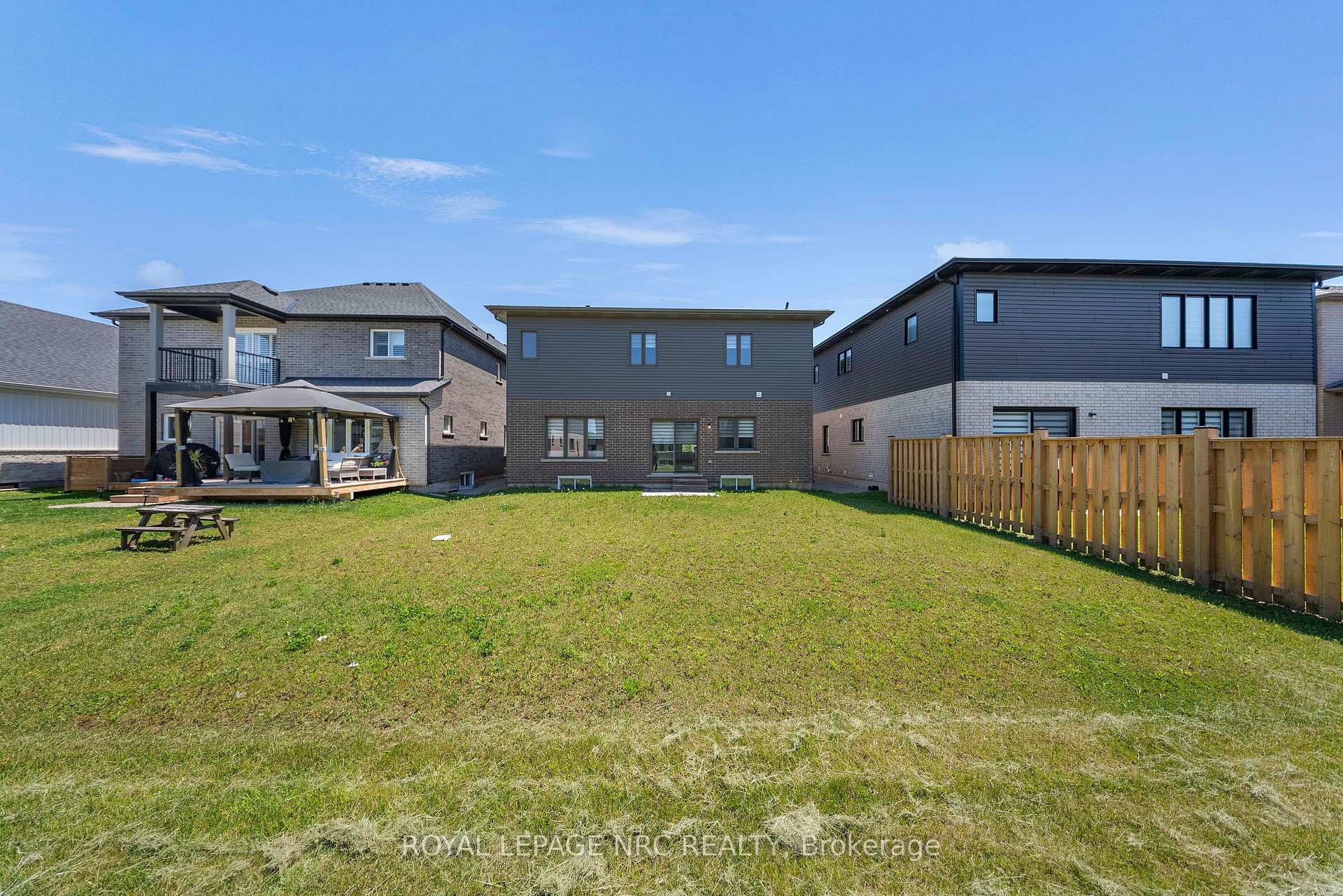 Photo 47 of 12 Swan Avenue, Pelham, Fonthill — HOMEH