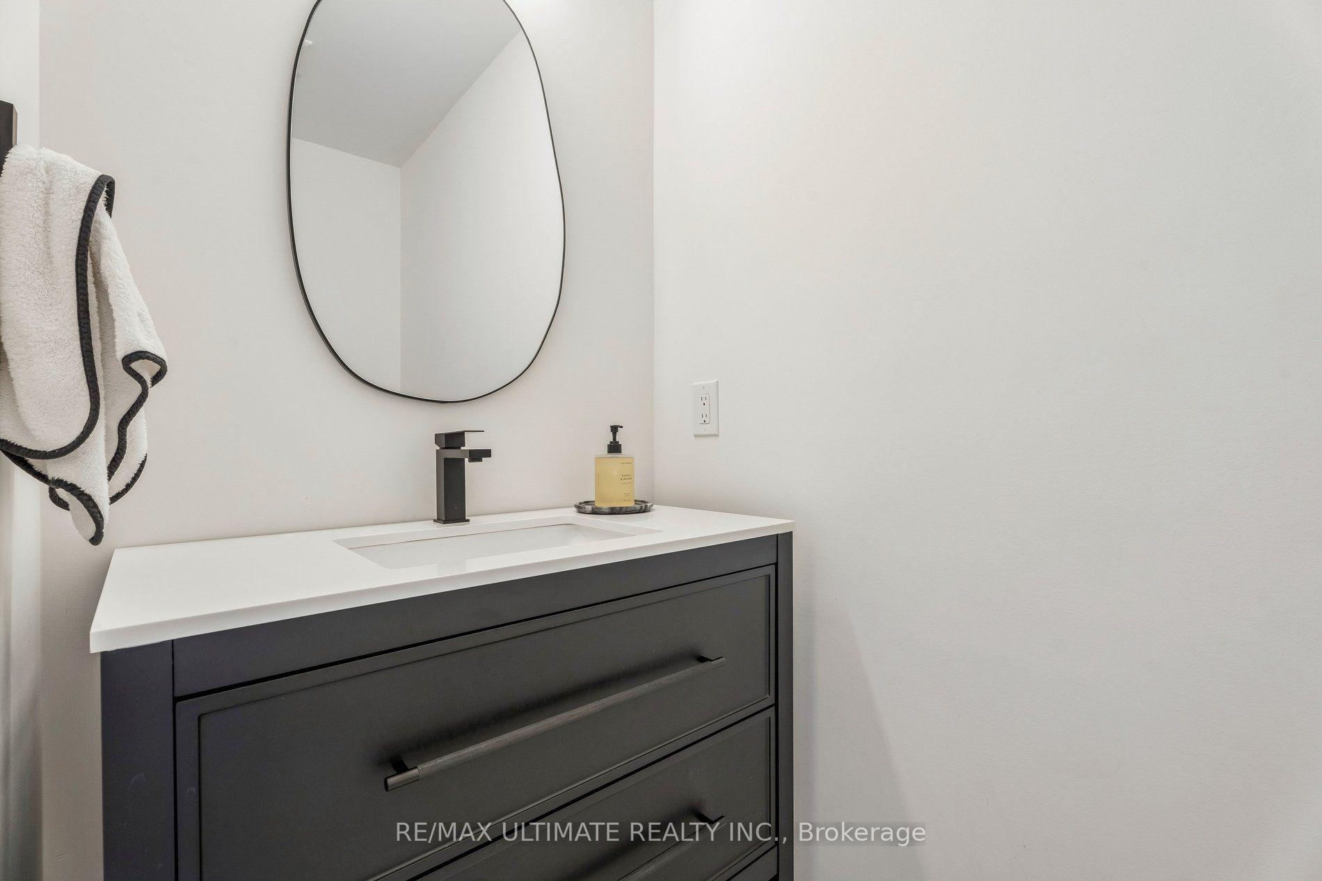 Photo 17 of 49 Blackbird Way, Hamilton, Mount Hope — HOMEH