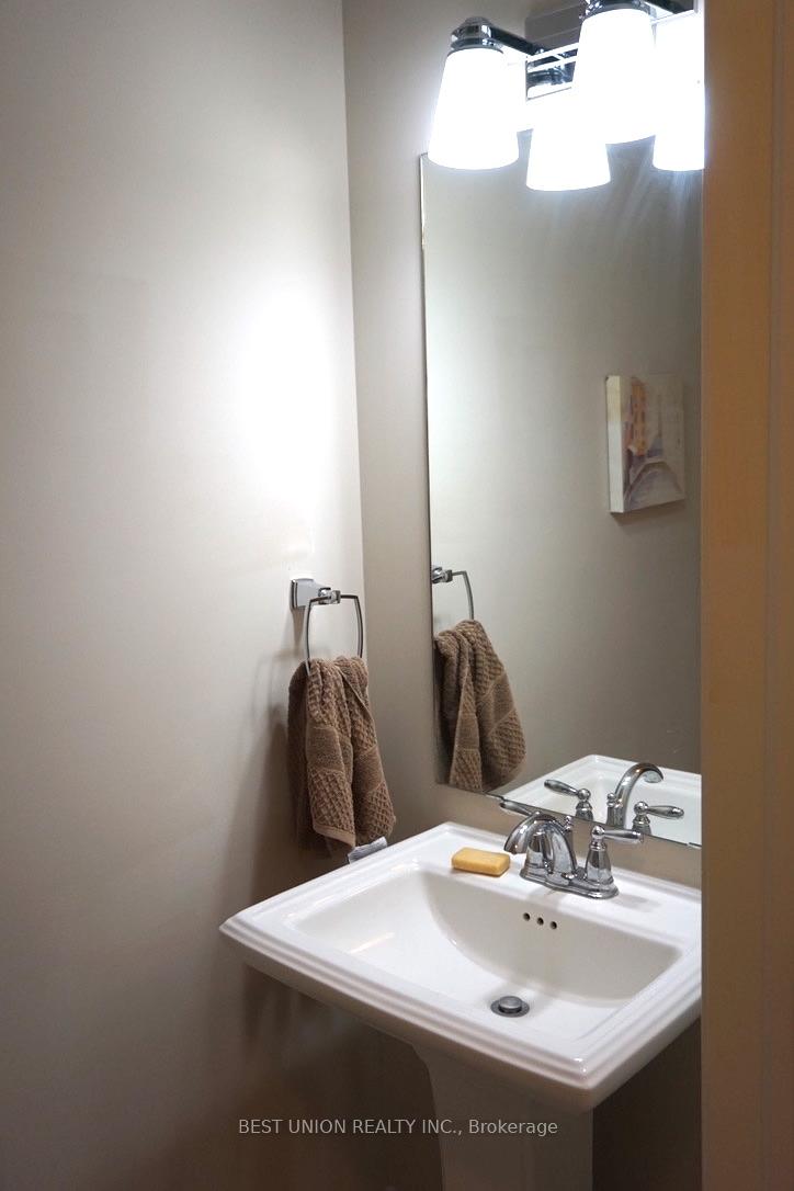 Photo 6 of 133 St Leger Street, Kitchener, Mount Hope Huron Park — HOMEH