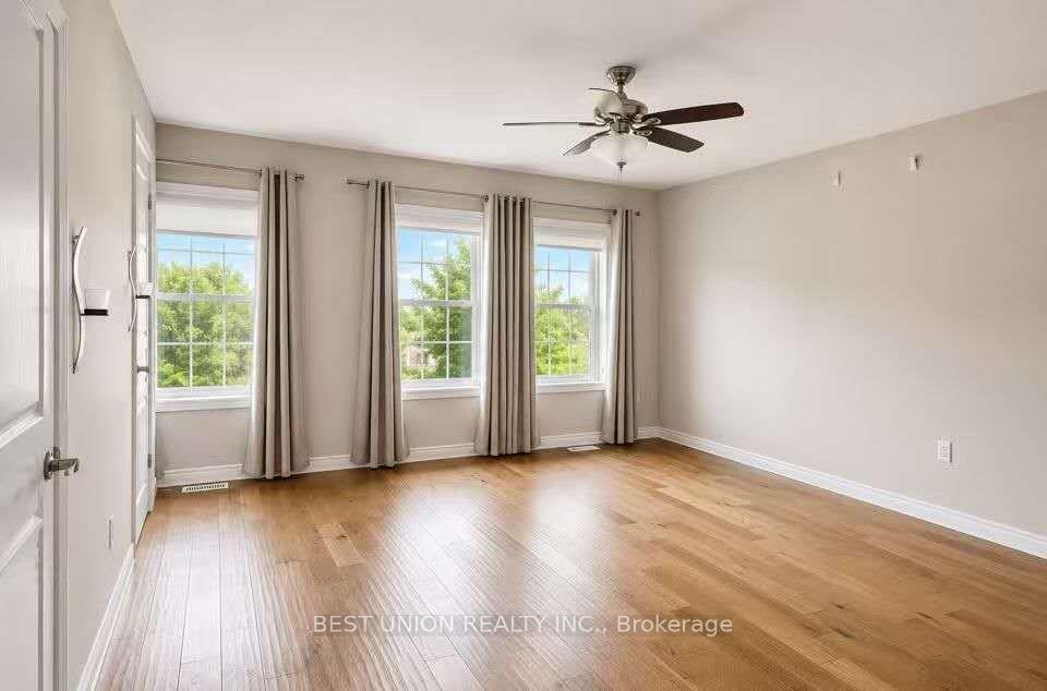 Photo 7 of 133 St Leger Street, Kitchener, Mount Hope Huron Park — HOMEH