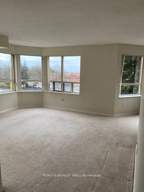 Photo 8 of Unit 310, 325 Webb Drive, Mississauga, City Centre — HOMEH