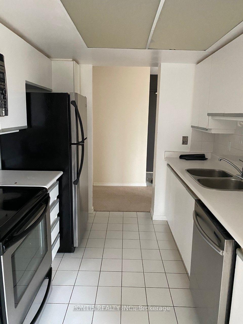 Photo 22 of Unit 310, 325 Webb Drive, Mississauga, City Centre — HOMEH