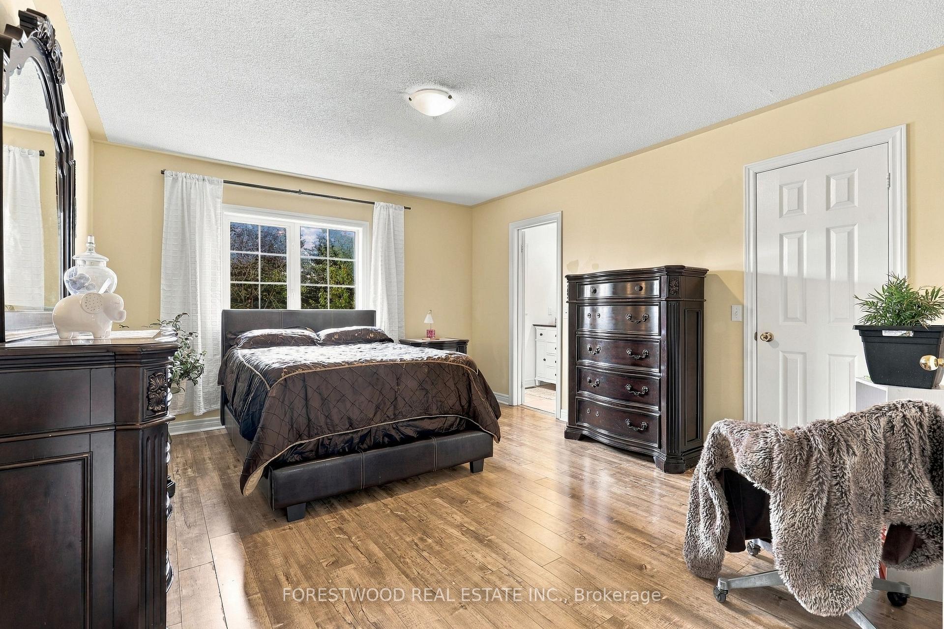 Photo 10 of 117 Checkerberry Crescent, Brampton, Sandringham-Wellington — HOMEH