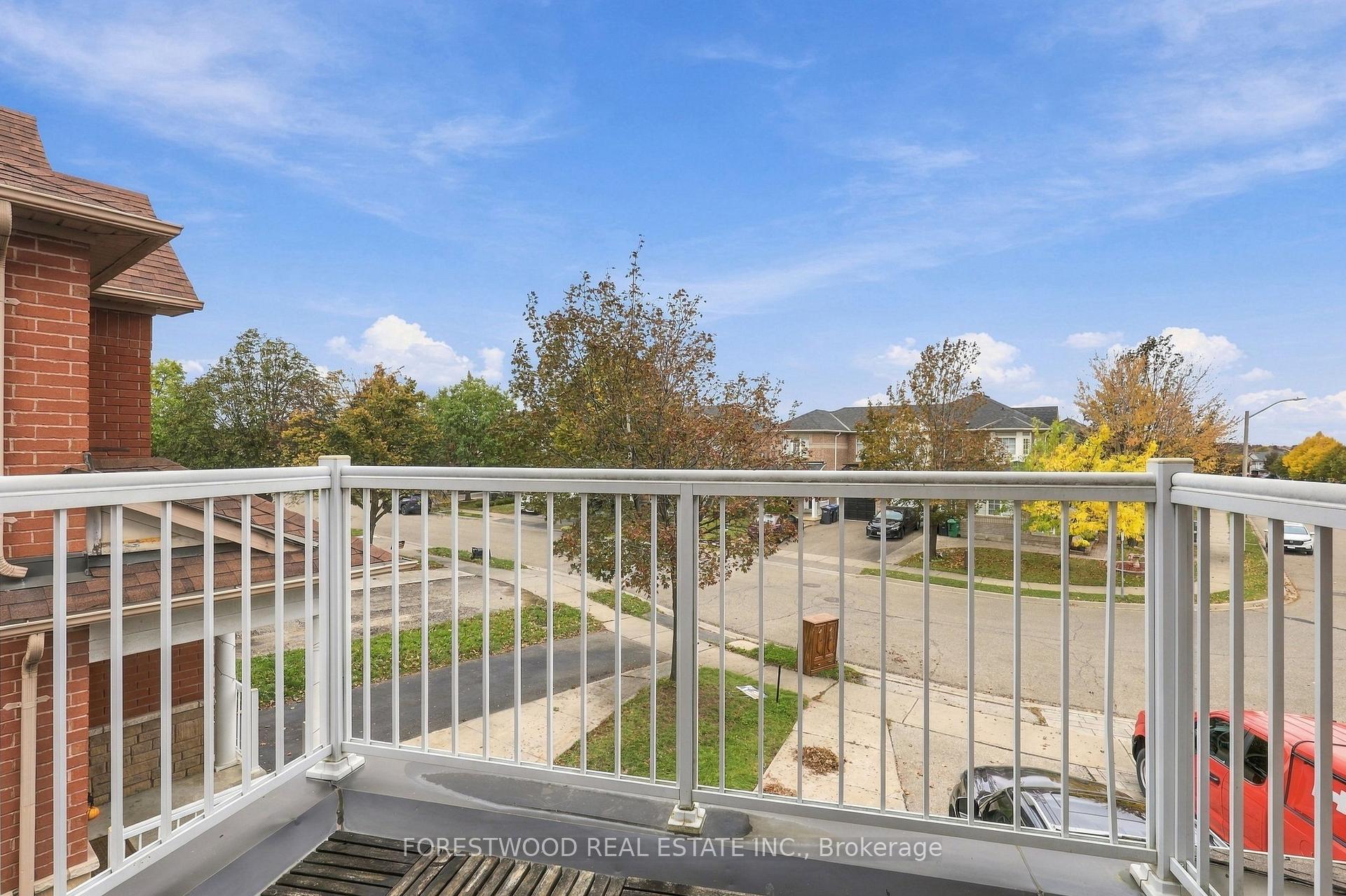 Photo 16 of 117 Checkerberry Crescent, Brampton, Sandringham-Wellington — HOMEH