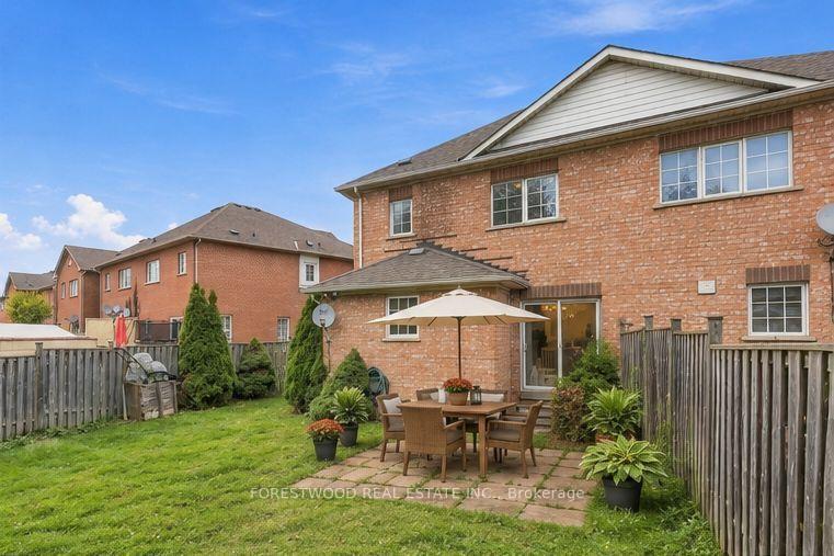 Photo 24 of 117 Checkerberry Crescent, Brampton, Sandringham-Wellington — HOMEH