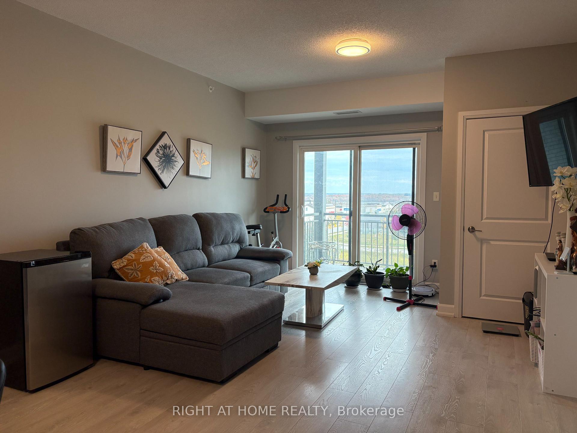 Photo 4 of Unit 305, 299 Cundles Road E, Barrie, Alliance — HOMEH