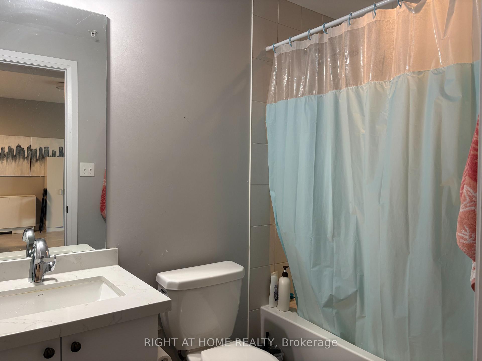 Photo 6 of Unit 305, 299 Cundles Road E, Barrie, Alliance — HOMEH
