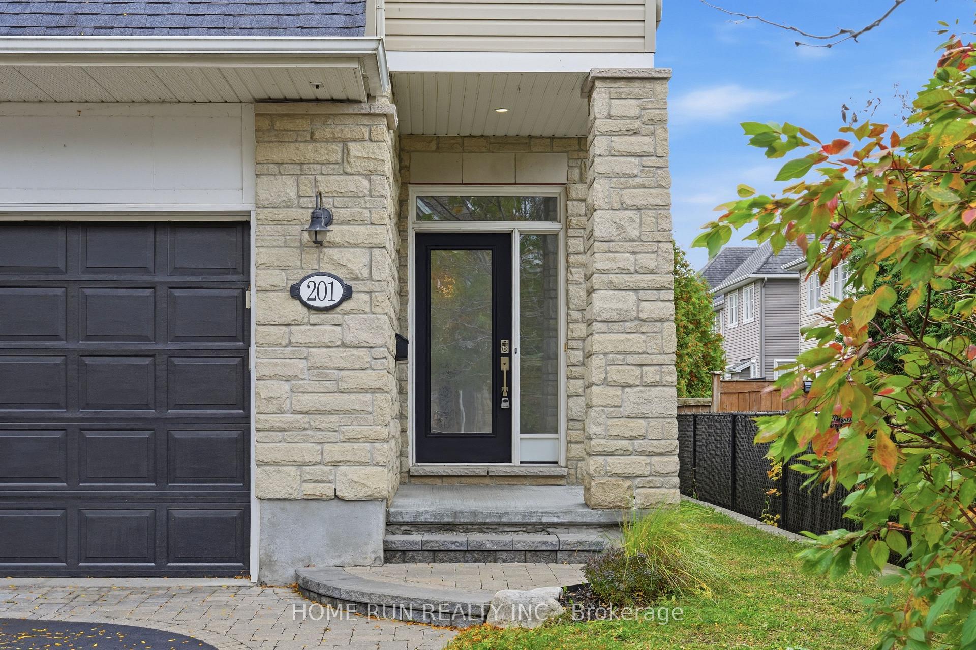Photo 5 of 201 Espin Heights, Ottawa, Barrhaven - Stonebridge — HOMEH