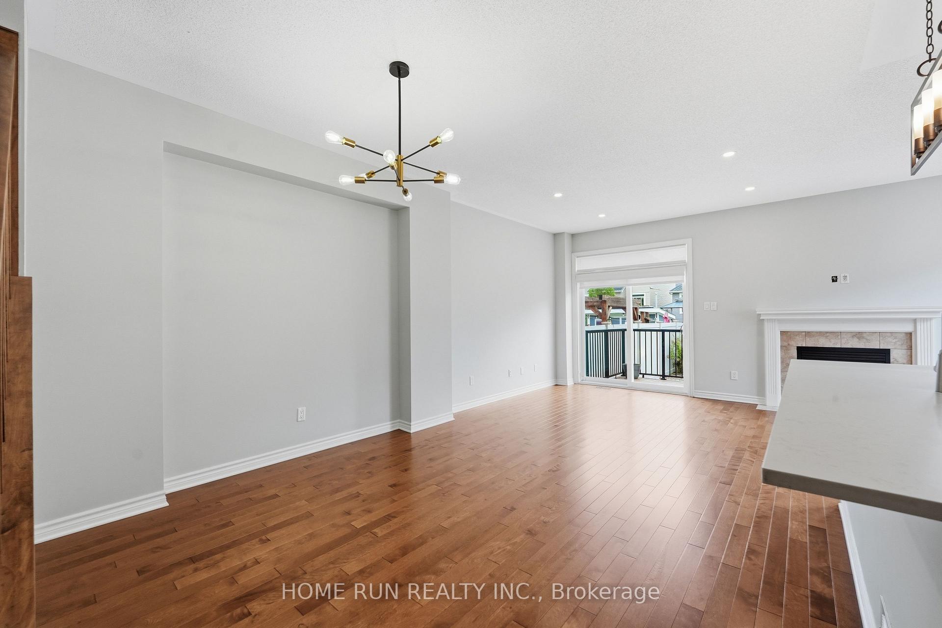 Photo 10 of 201 Espin Heights, Ottawa, Barrhaven - Stonebridge — HOMEH