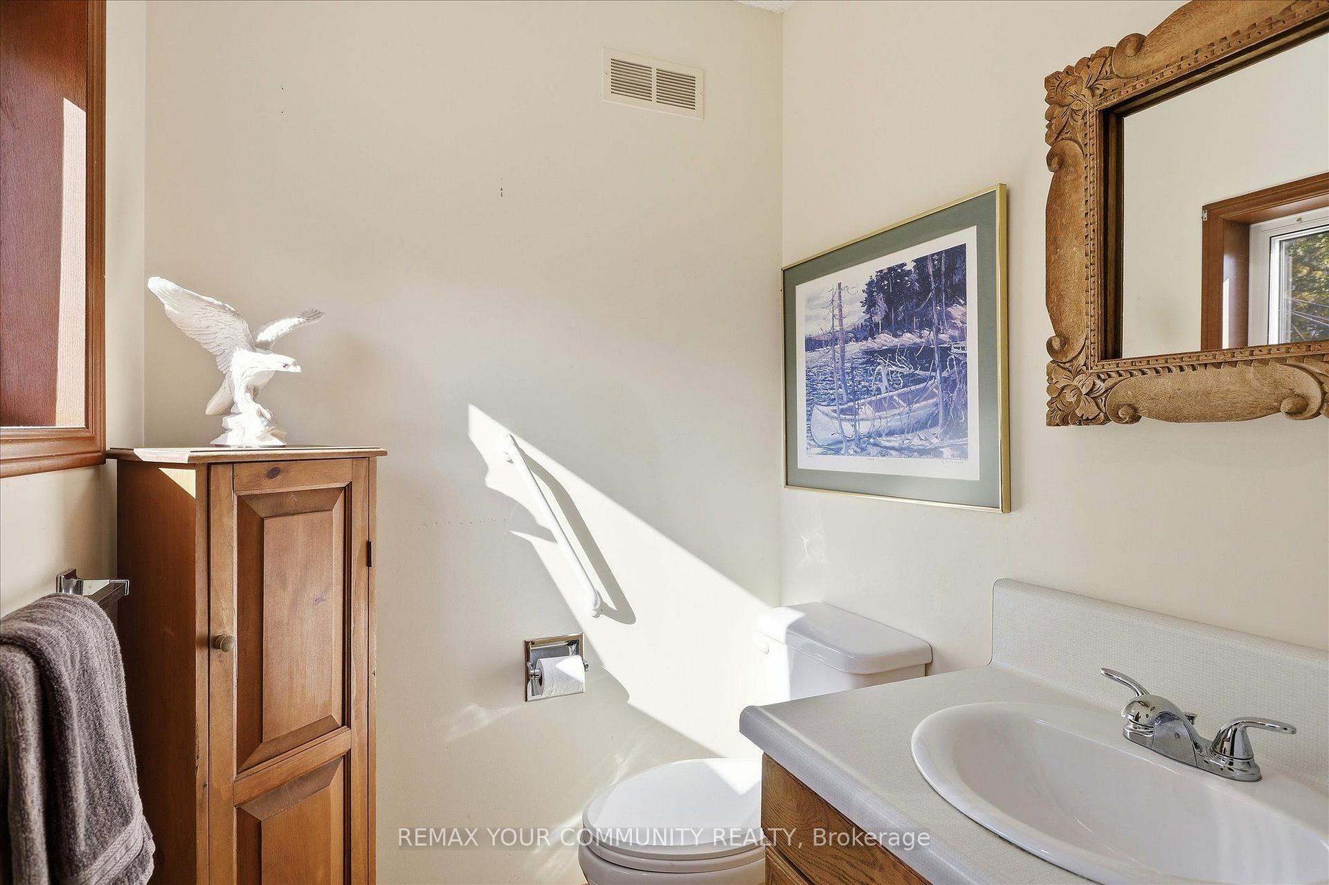 Photo 19 of 747 Long Beach Road, Kawartha Lakes, Fenelon — HOMEH