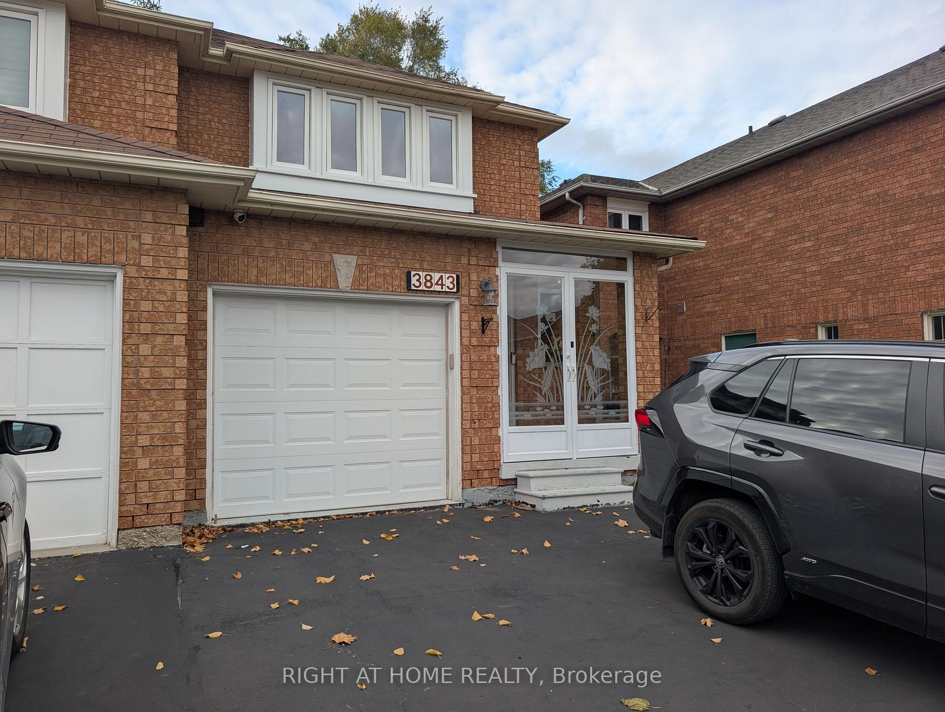 Photo of Unit Upper, 3843 Densbury Drive