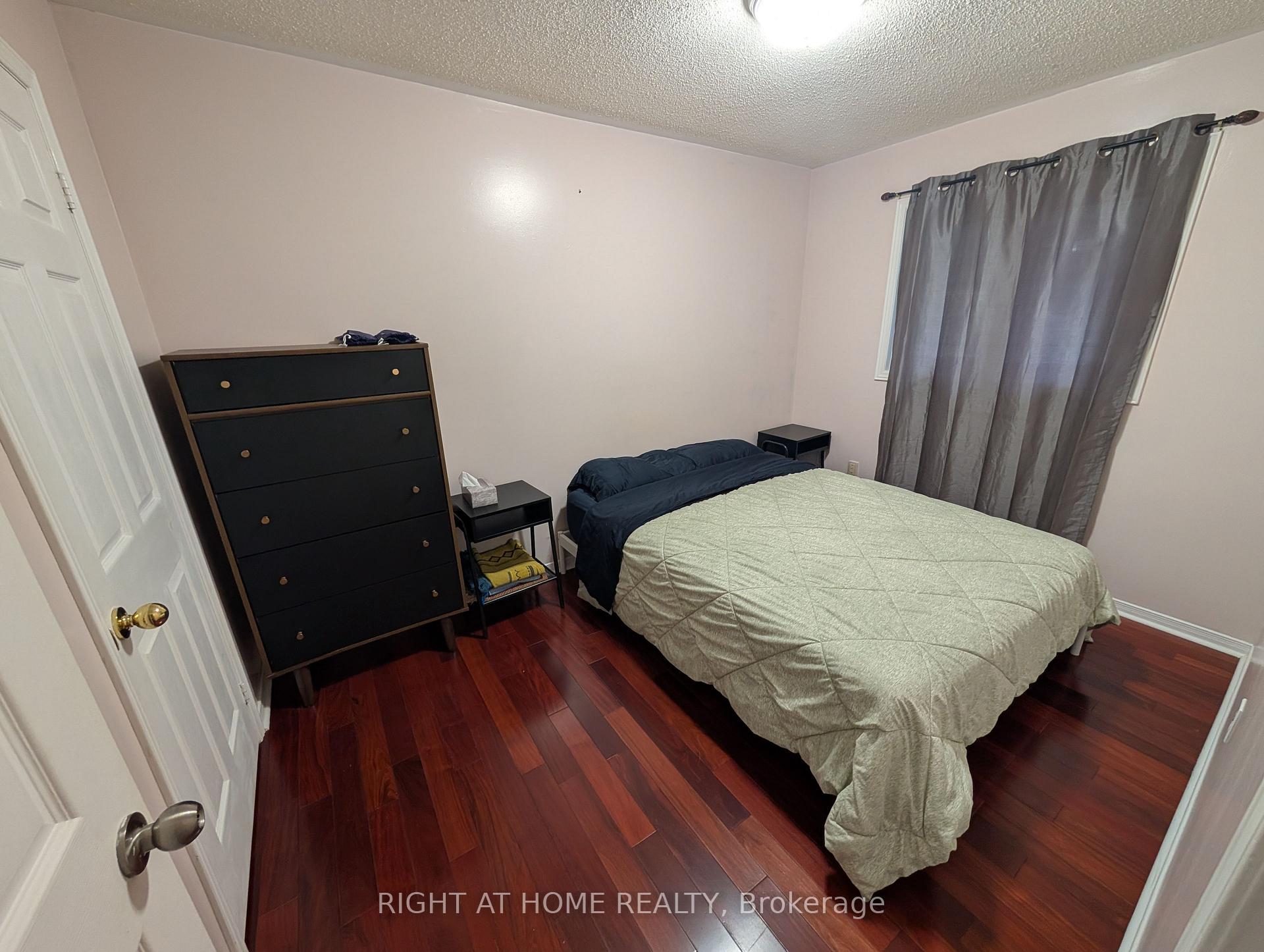 Photo 24 of Unit Upper, 3843 Densbury Drive, Mississauga, Lisgar — HOMEH