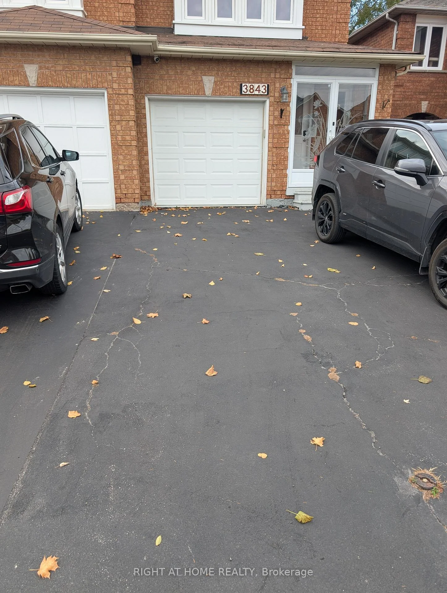 Photo 29 of Unit Upper, 3843 Densbury Drive, Mississauga, Lisgar — HOMEH