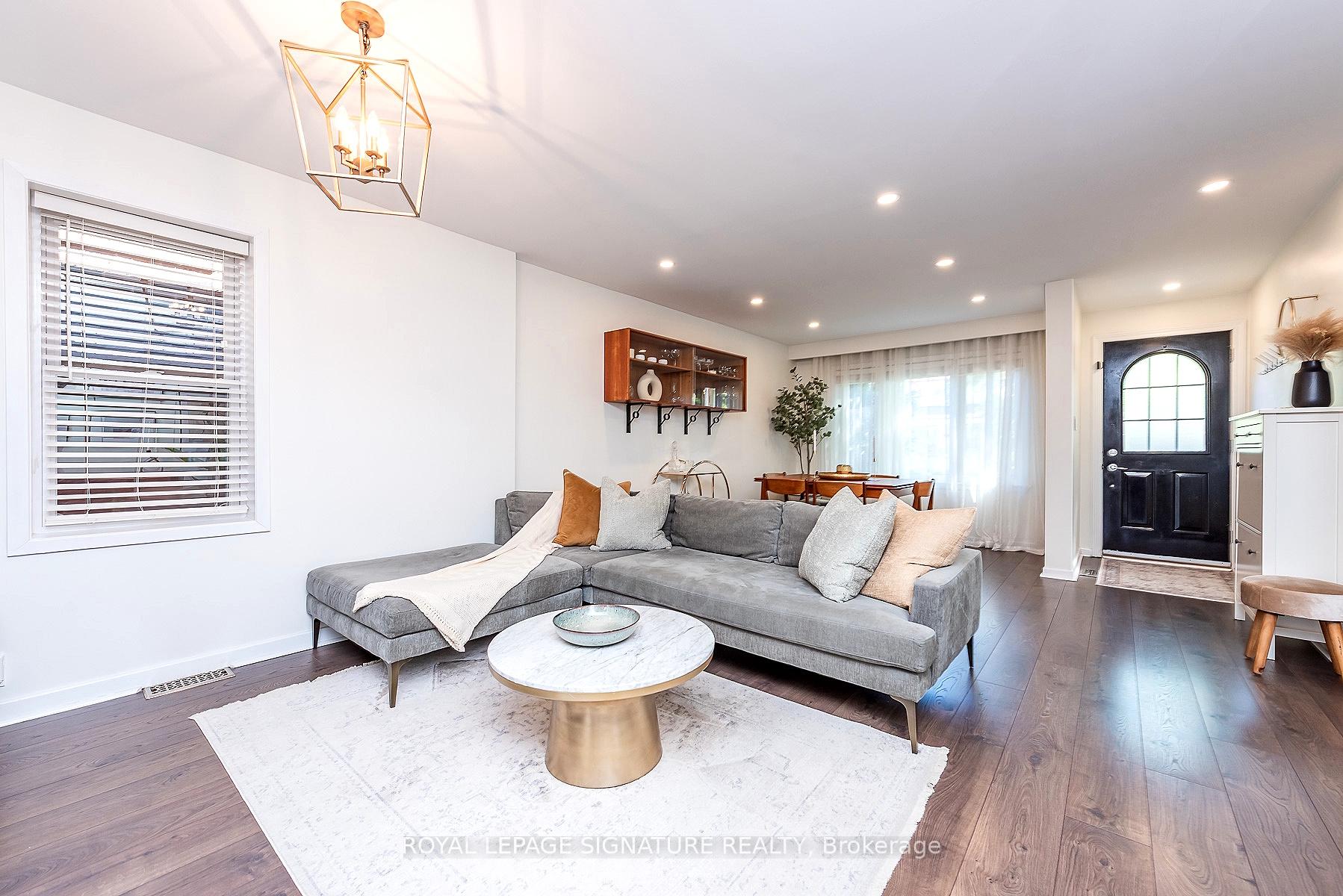Photo 4 of 48 McRoberts Avenue, Toronto, Corso Italia-Davenport — HOMEH