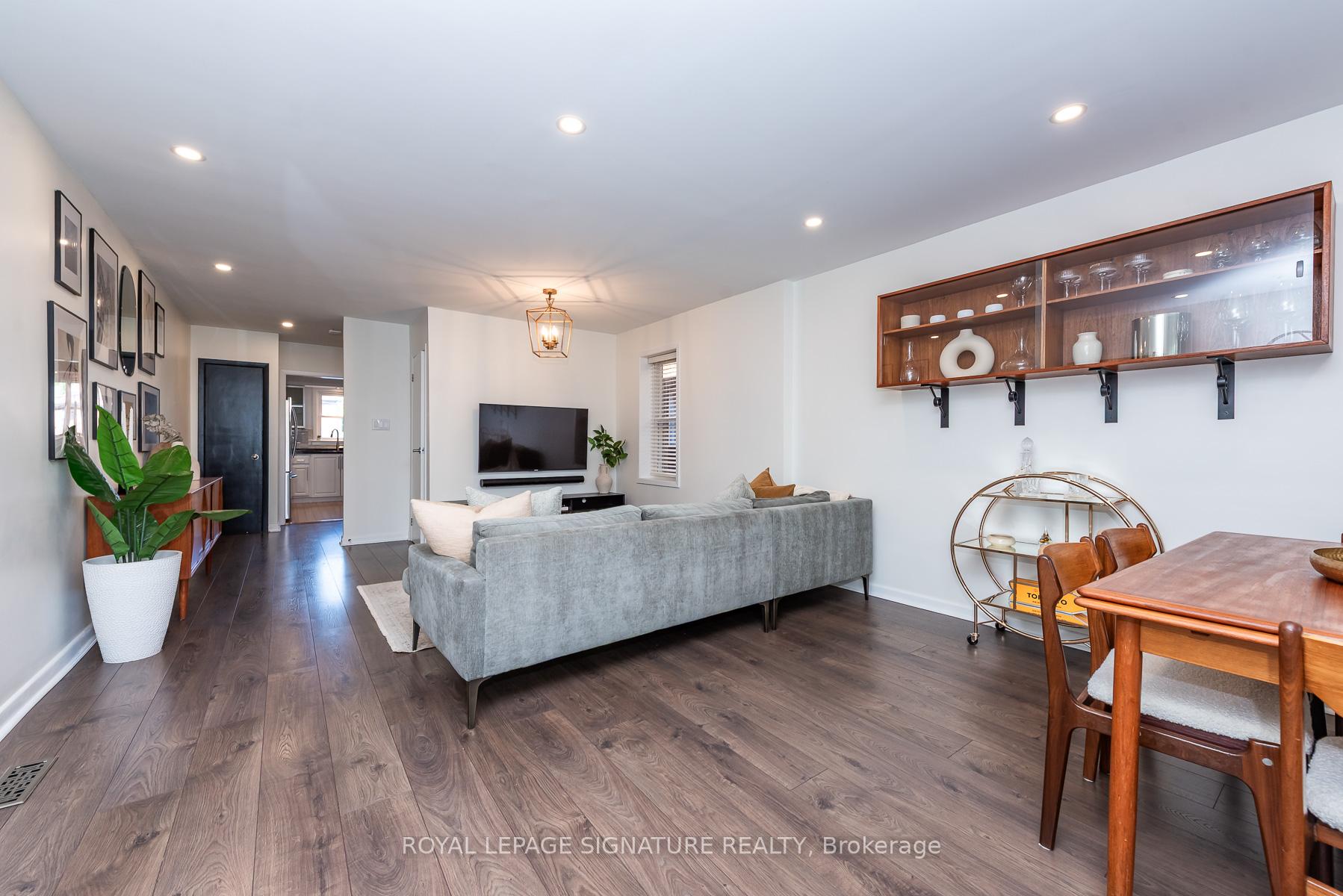 Photo 6 of 48 McRoberts Avenue, Toronto, Corso Italia-Davenport — HOMEH