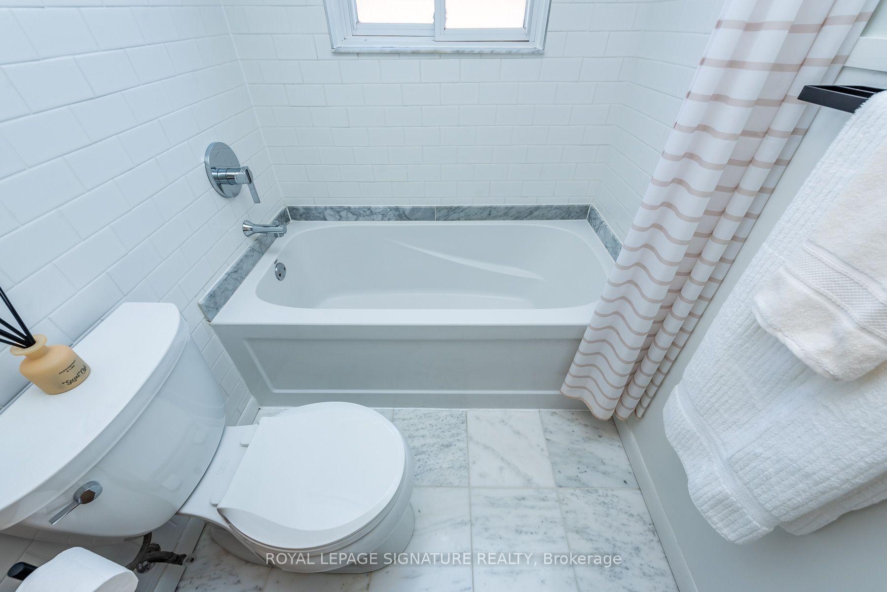 Photo 23 of 48 McRoberts Avenue, Toronto, Corso Italia-Davenport — HOMEH