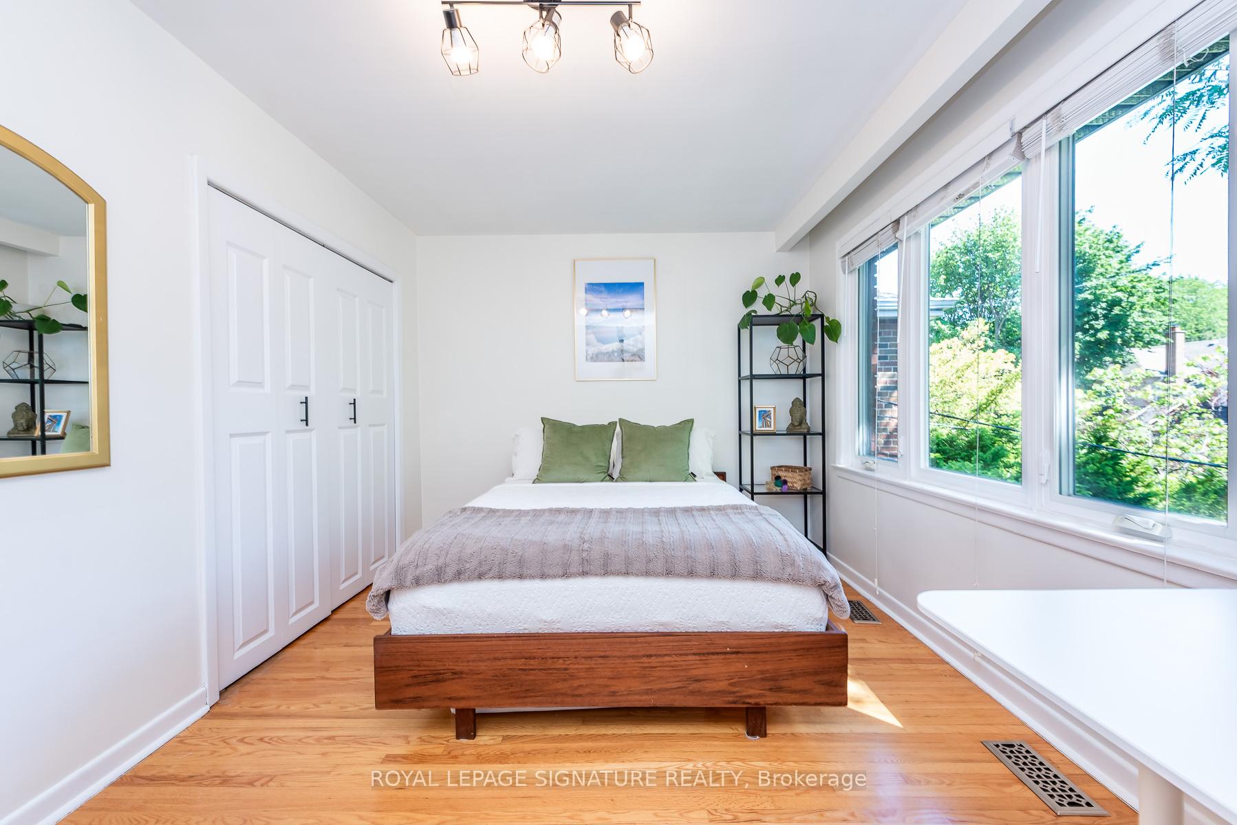 Photo 26 of 48 McRoberts Avenue, Toronto, Corso Italia-Davenport — HOMEH