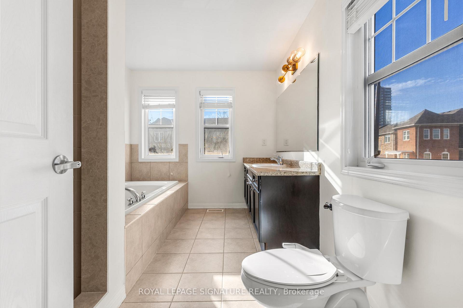 Photo 24 of 2 Poppythorn Road, Brampton, Fletcher's Meadow — HOMEH