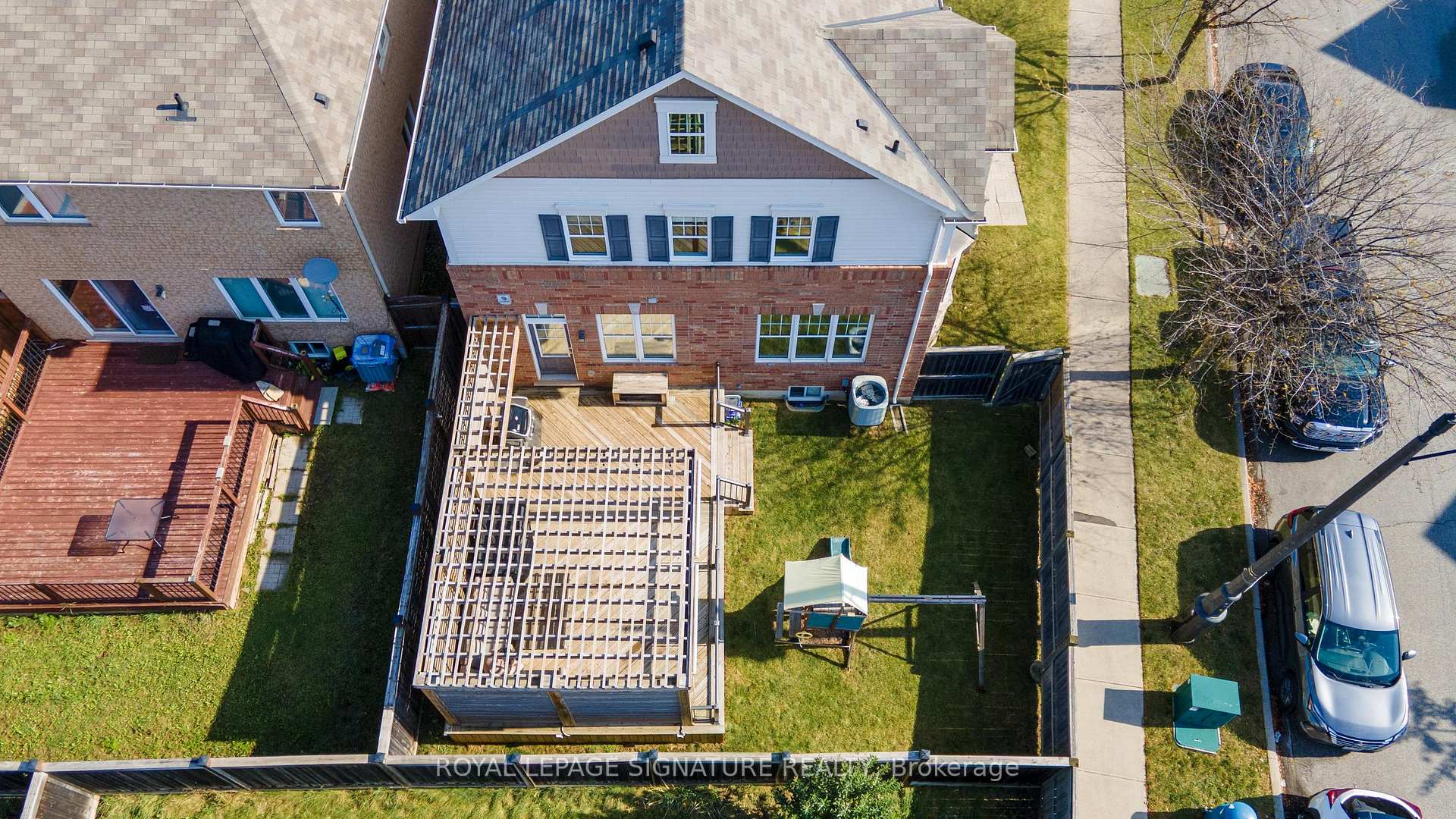 Photo 38 of 2 Poppythorn Road, Brampton, Fletcher's Meadow — HOMEH