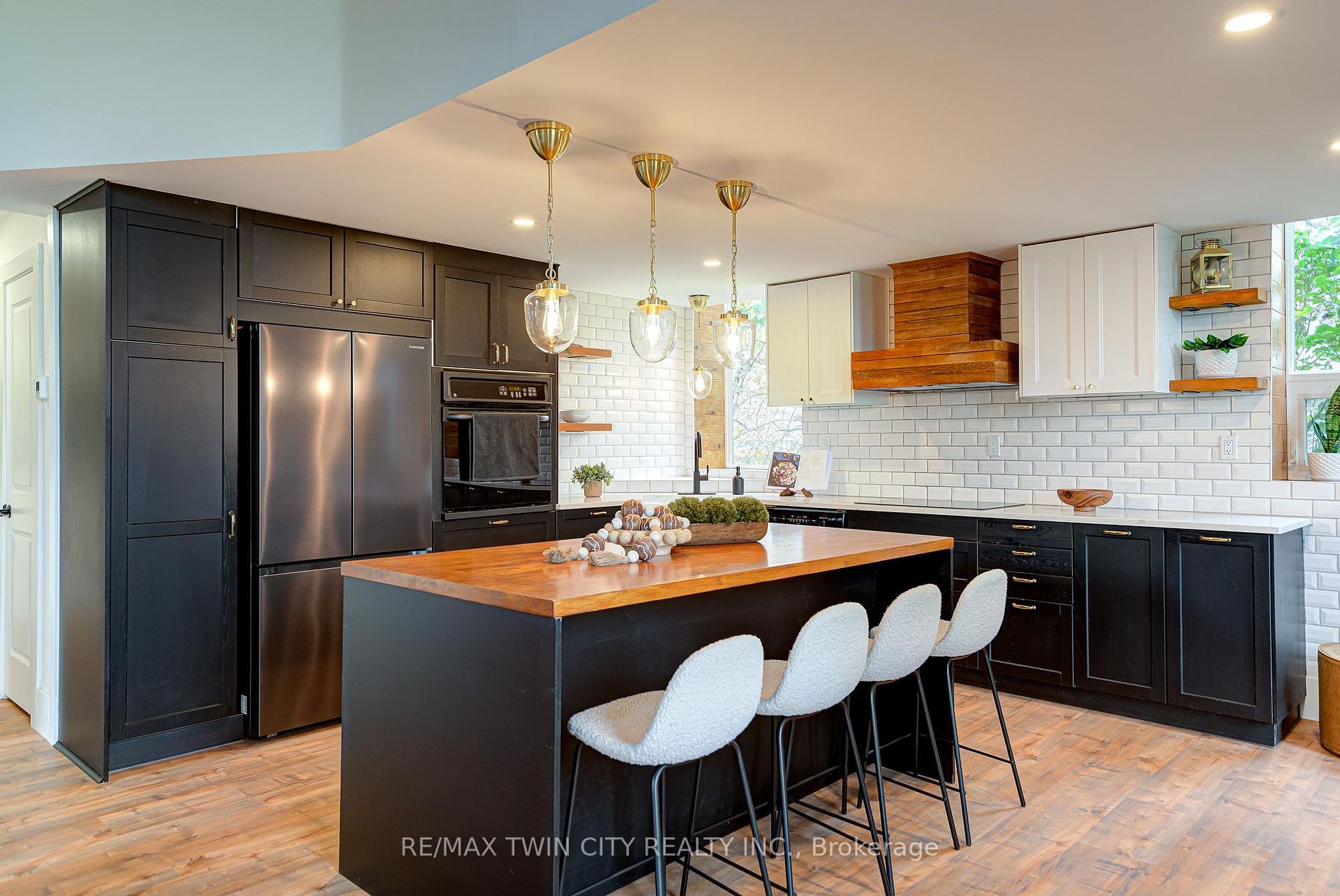 Photo 7 of 2653 Huron Road, Wilmot — HOMEH