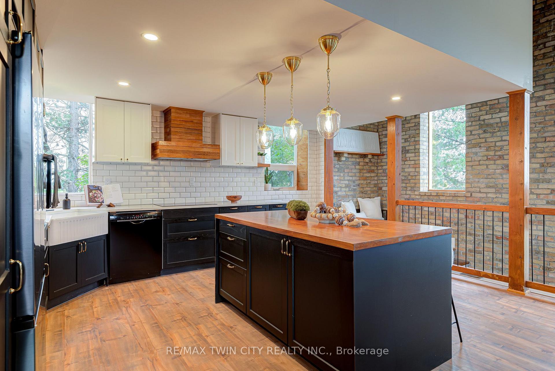 Photo 8 of 2653 Huron Road, Wilmot — HOMEH