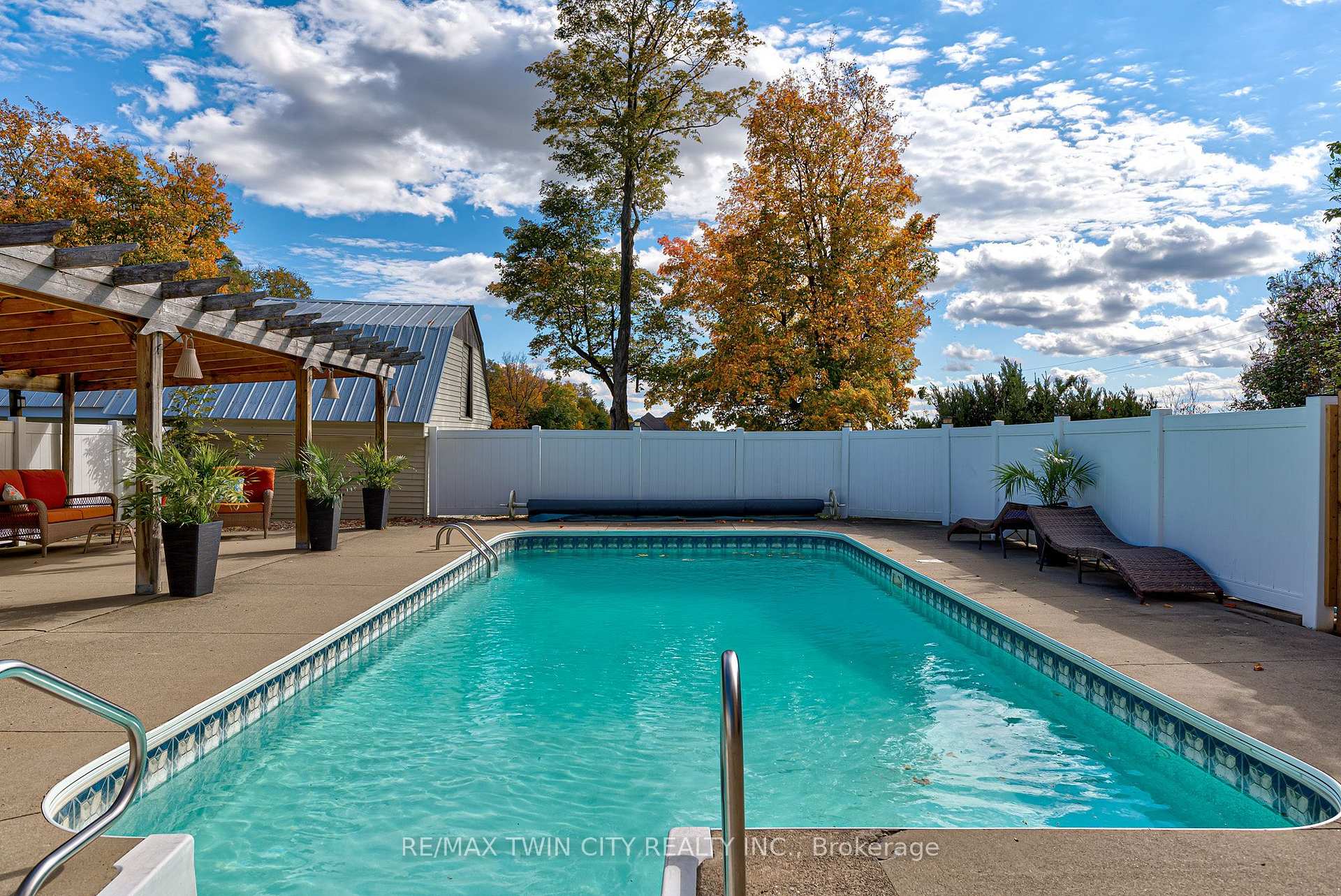 Photo 38 of 2653 Huron Road, Wilmot — HOMEH