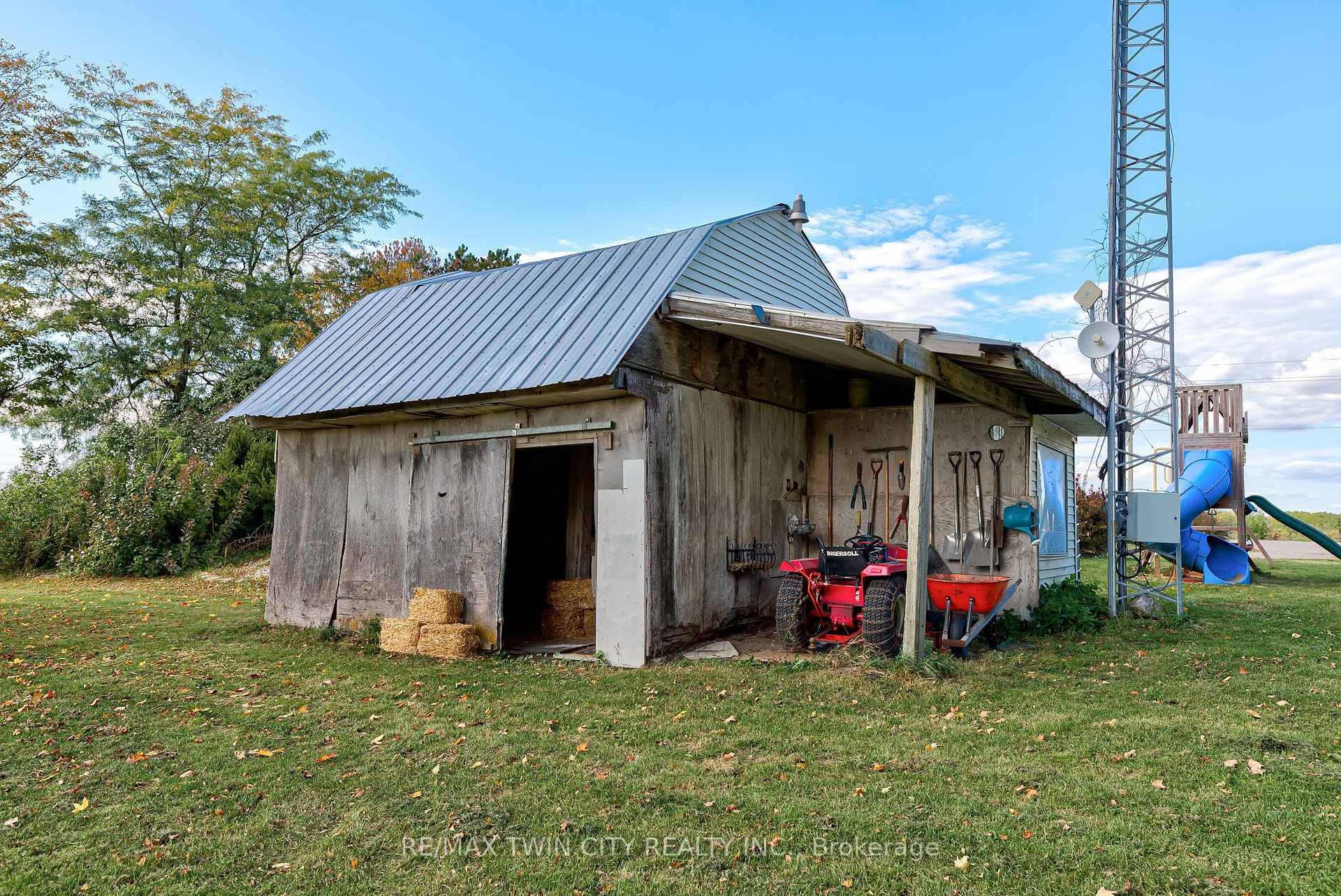 Photo 45 of 2653 Huron Road, Wilmot — HOMEH