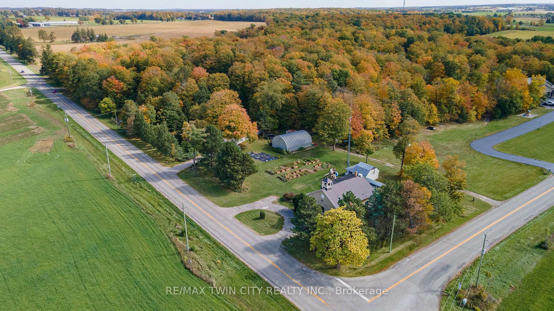Photo 50 of 2653 Huron Road, Wilmot — HOMEH