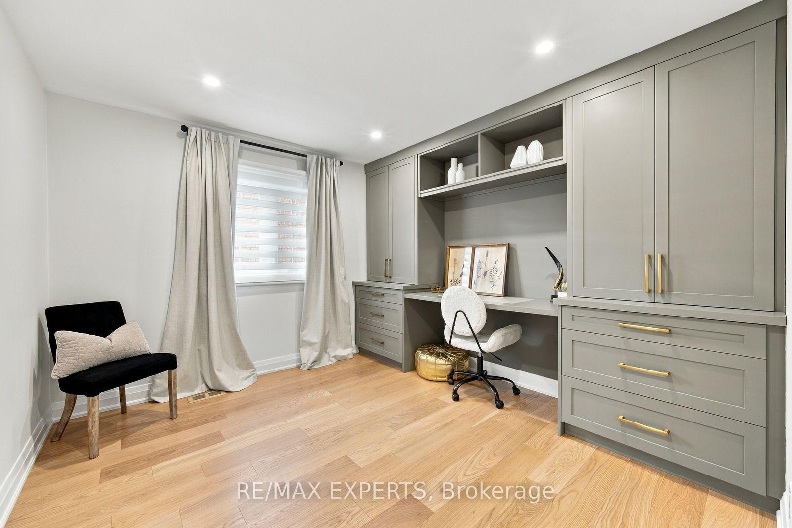 Photo 21 of 36 Jade Crescent, Vaughan, West Woodbridge — HOMEH