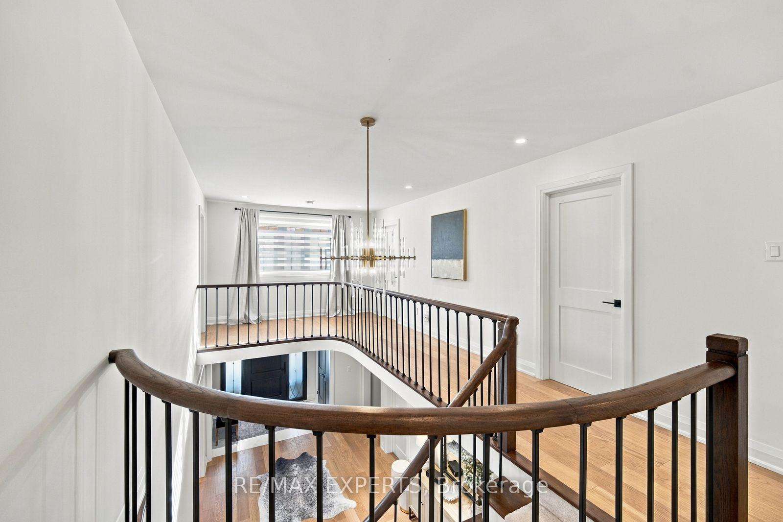 Photo 24 of 36 Jade Crescent, Vaughan, West Woodbridge — HOMEH