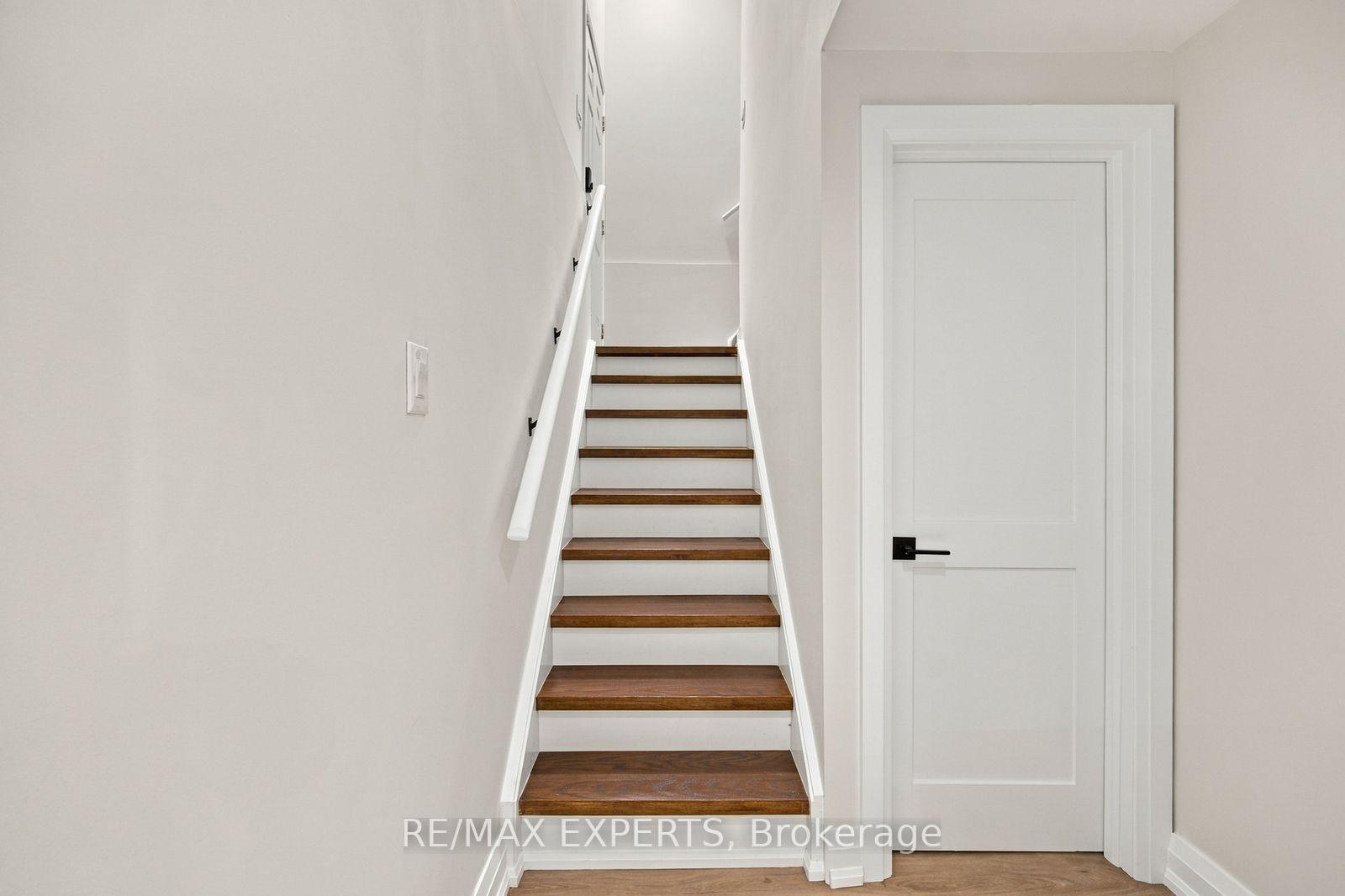Photo 40 of 36 Jade Crescent, Vaughan, West Woodbridge — HOMEH