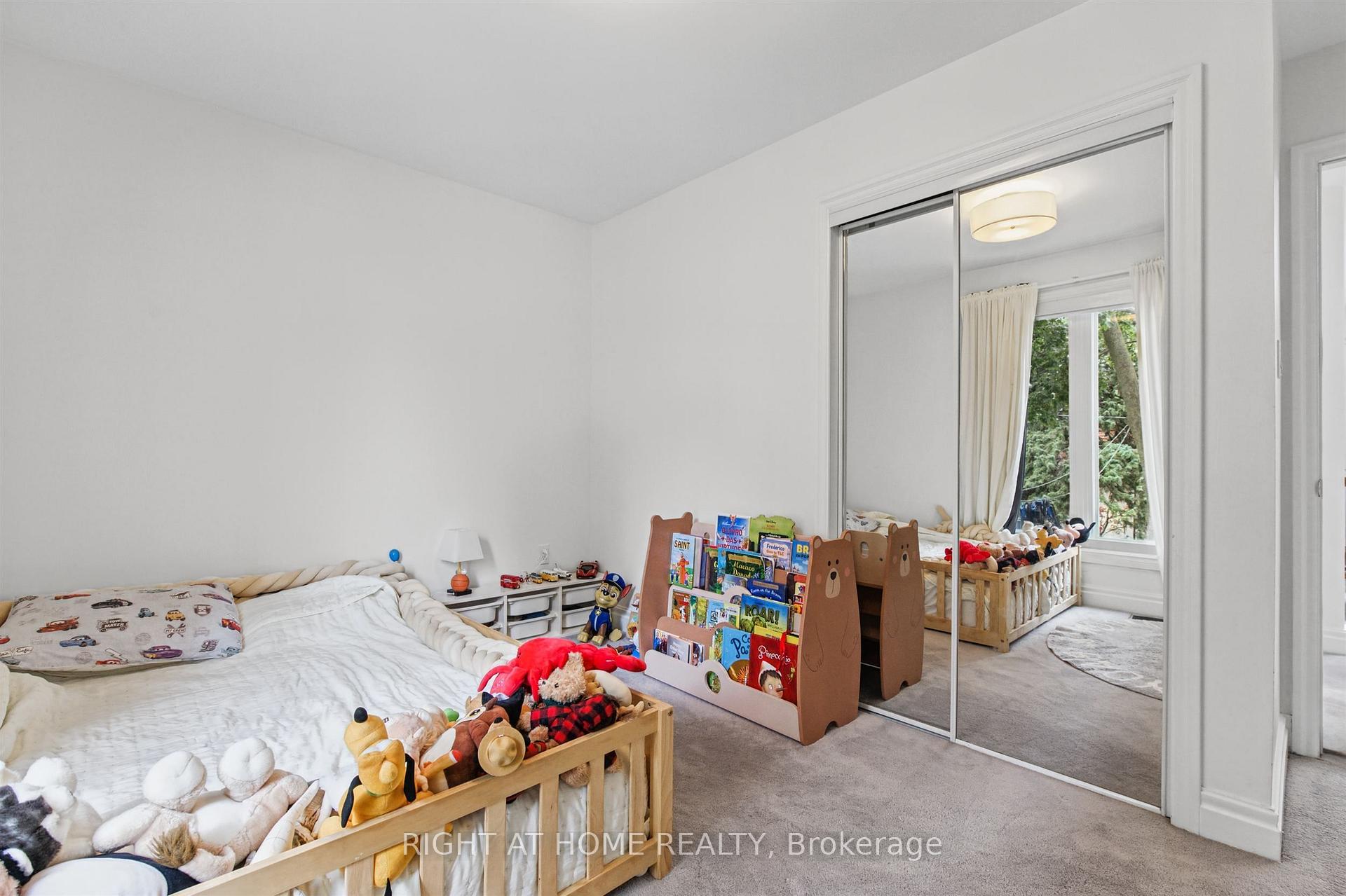 Photo 28 of 50 Gardenvale Road, Etobicoke, Stonegate-Queensway — HOMEH