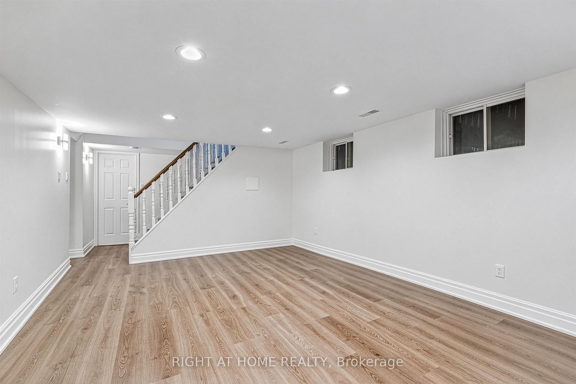 Photo 36 of 50 Gardenvale Road, Etobicoke, Stonegate-Queensway — HOMEH