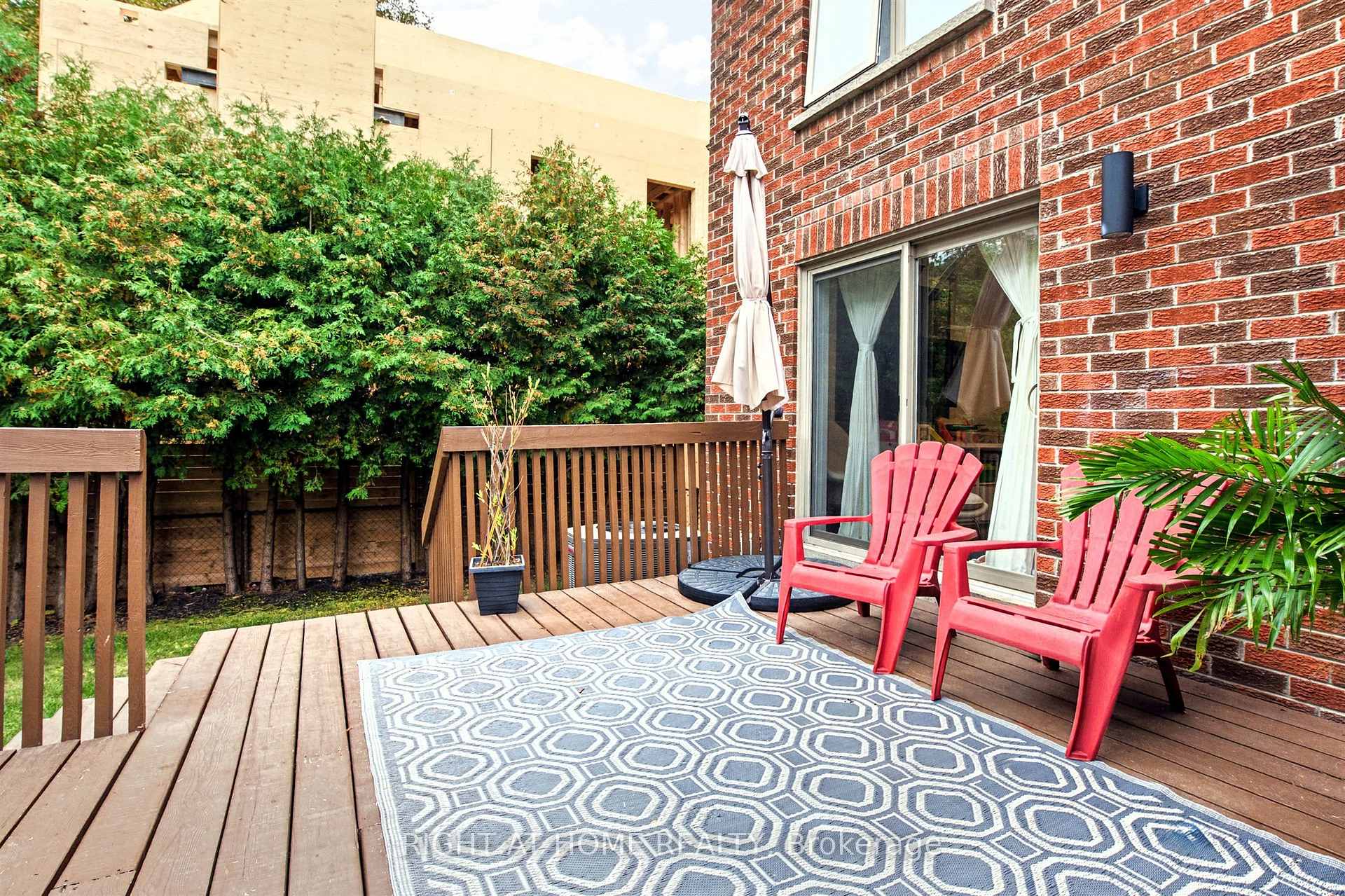 Photo 42 of 50 Gardenvale Road, Etobicoke, Stonegate-Queensway — HOMEH