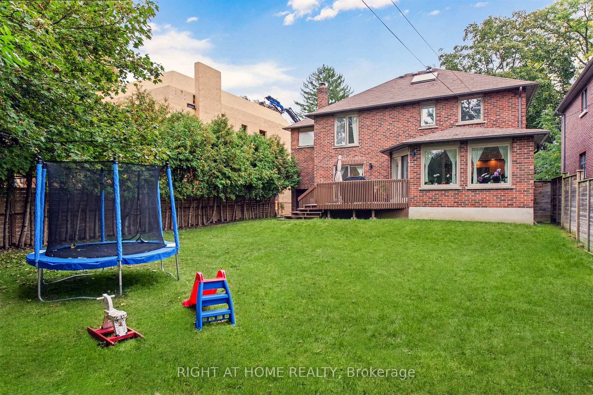 Photo 44 of 50 Gardenvale Road, Etobicoke, Stonegate-Queensway — HOMEH
